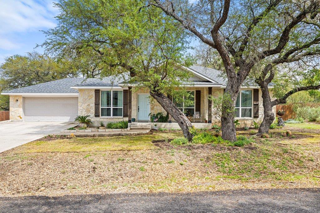 103 Leaning Oak