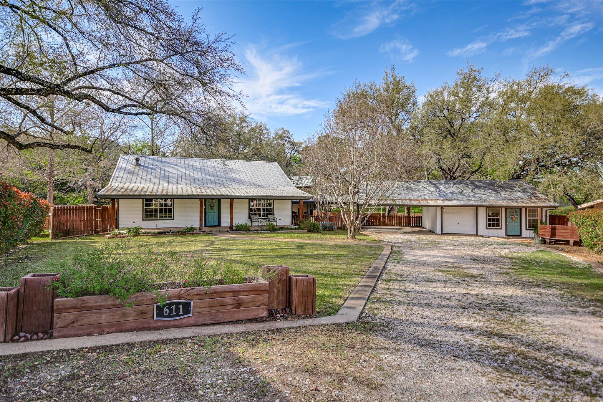 Single Family Residence