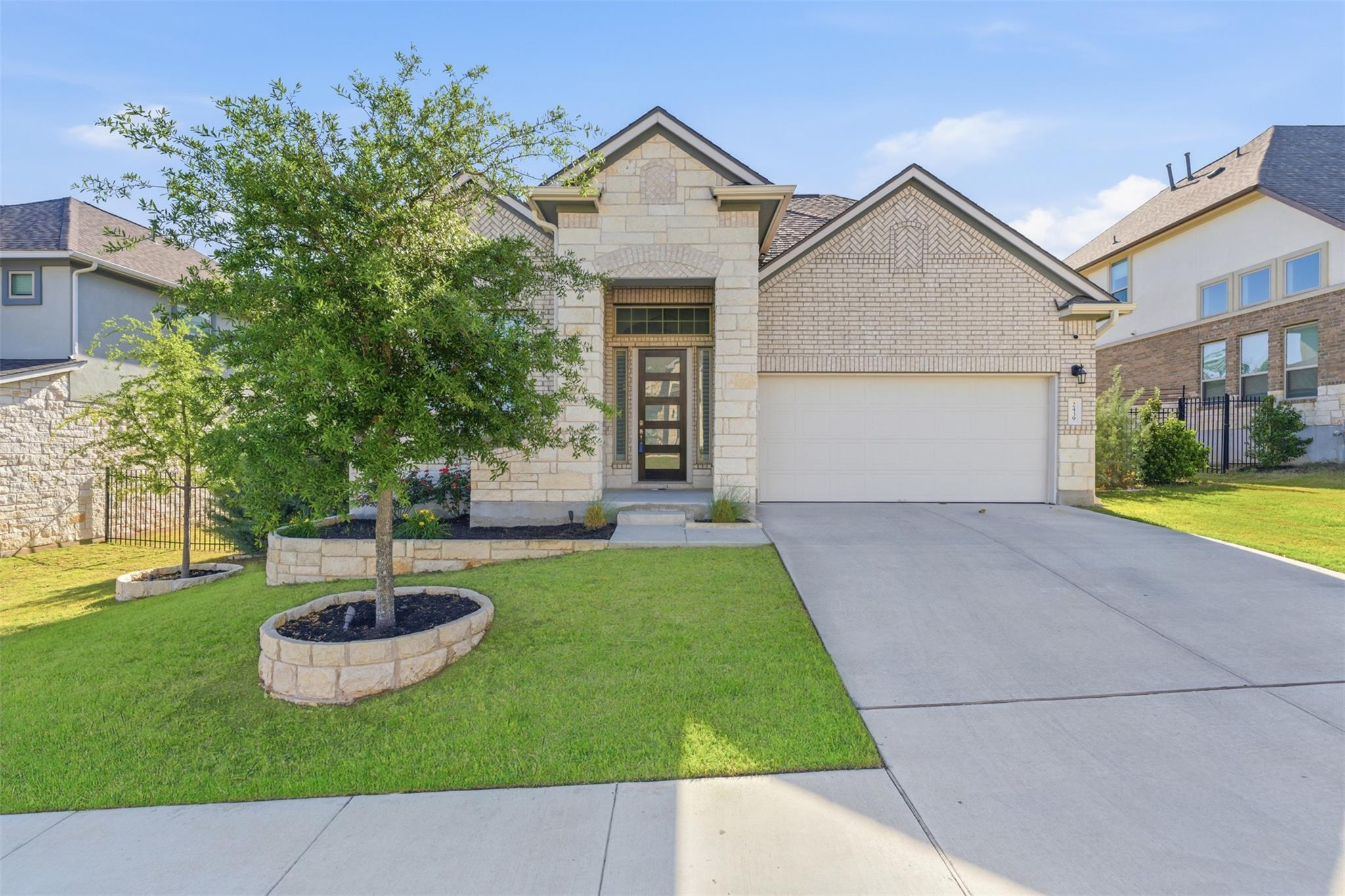 Single Family Residence