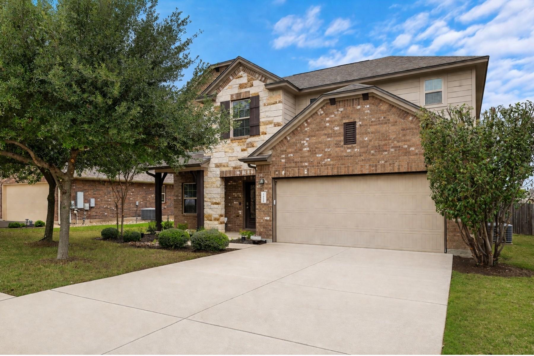 Single Family Residence