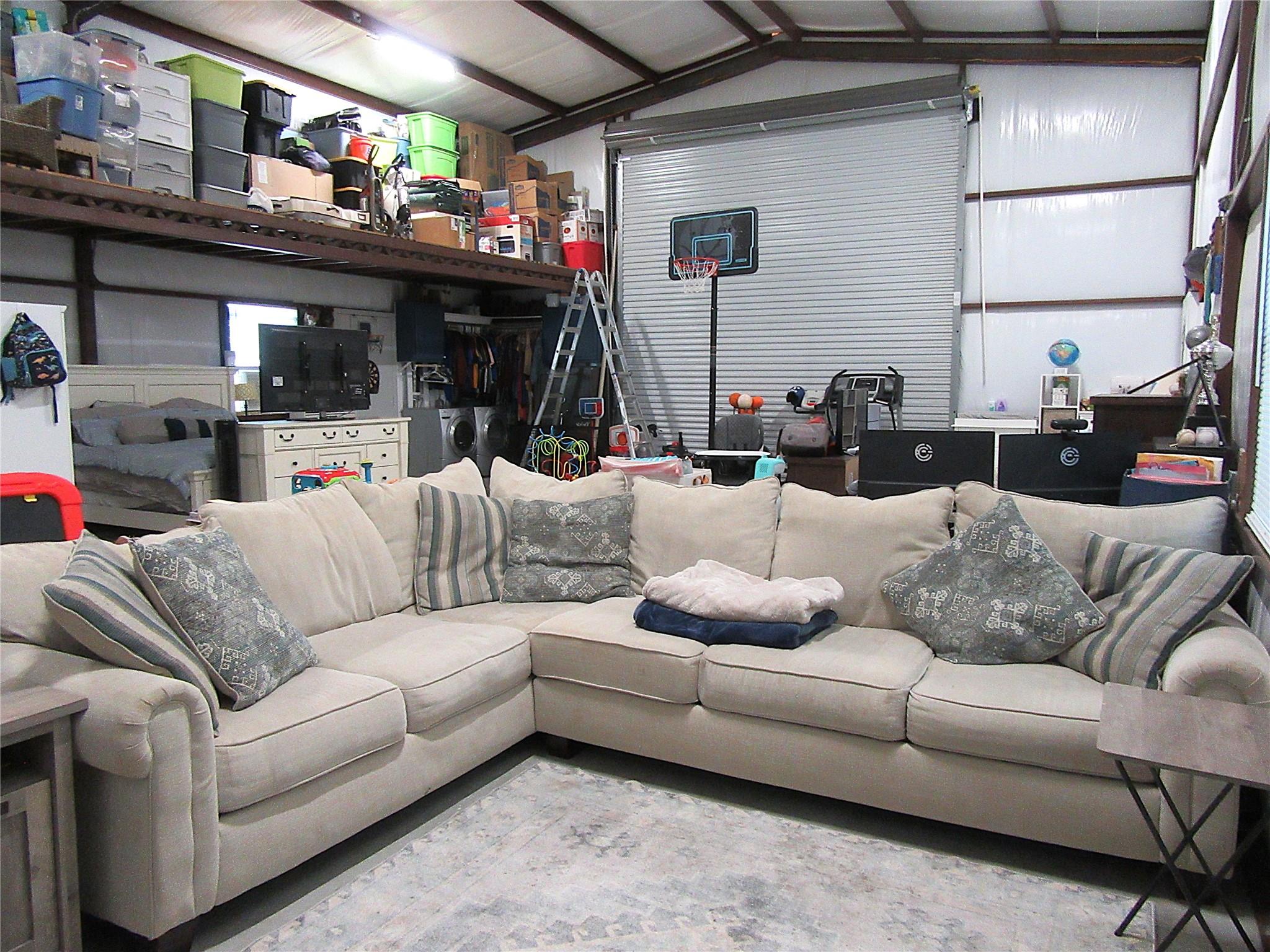 Photo 23