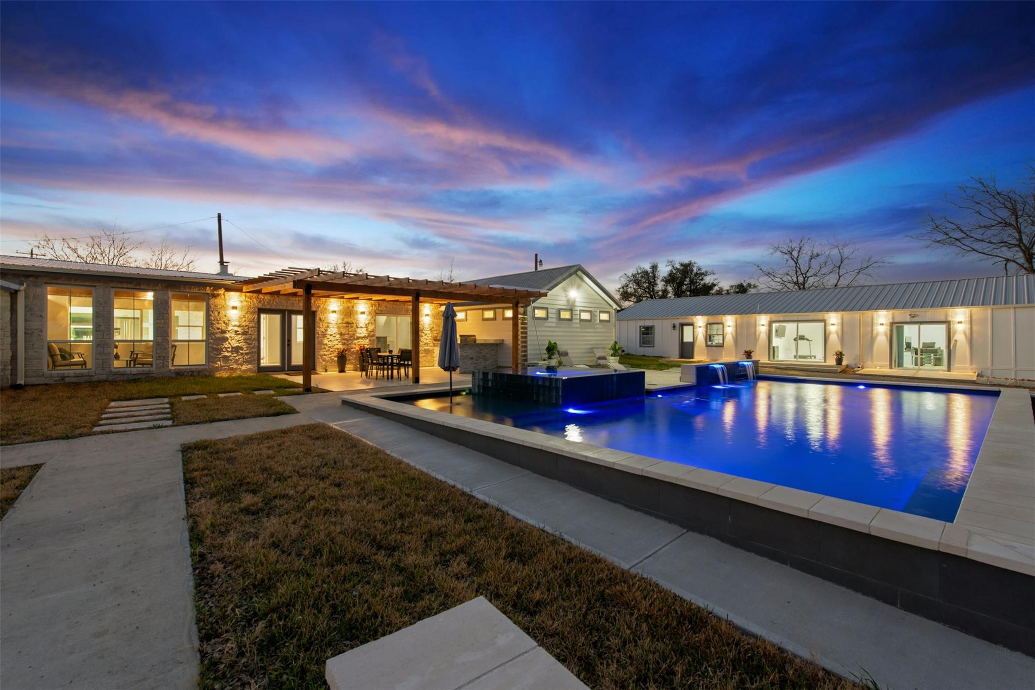 Single Family Residence