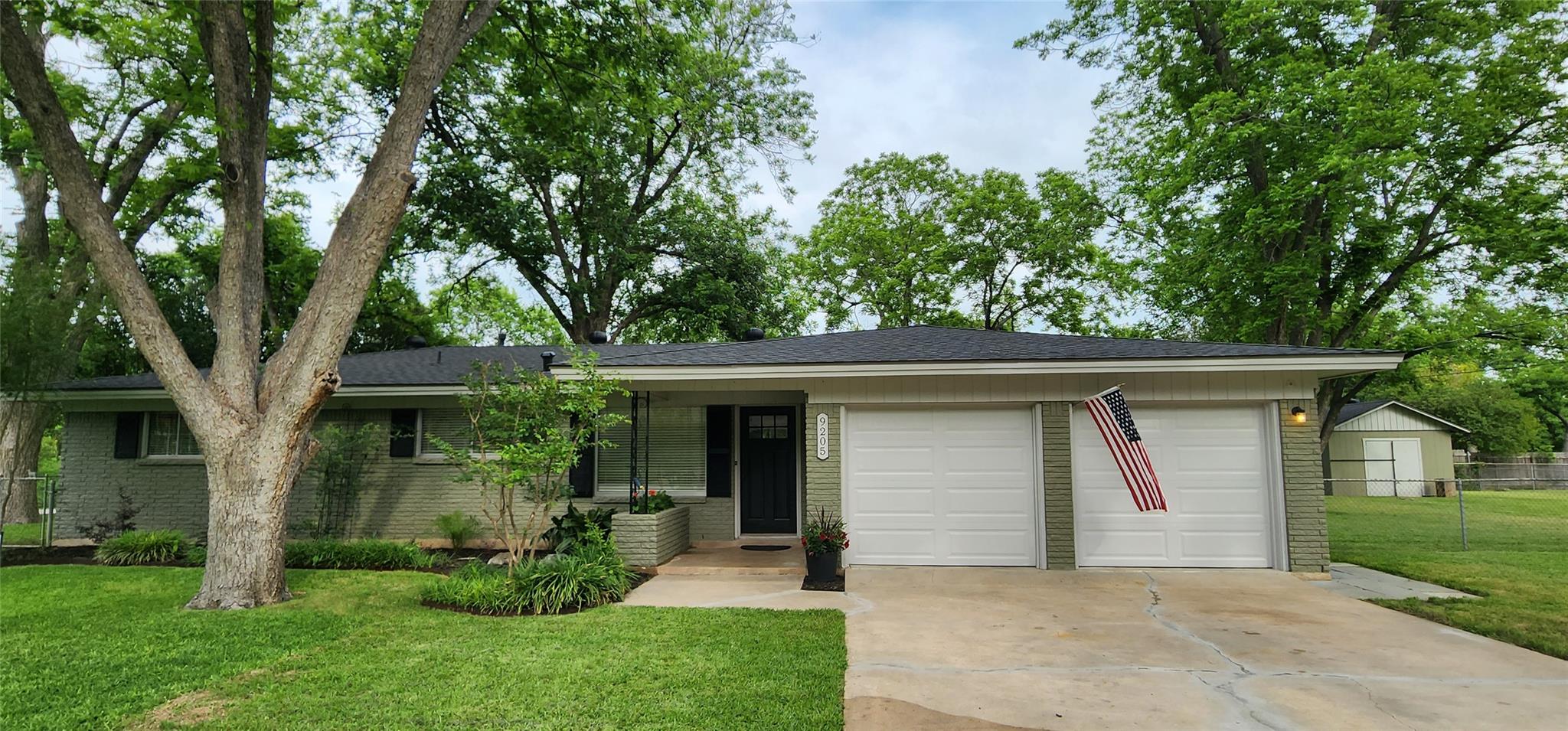 Single Family Residence