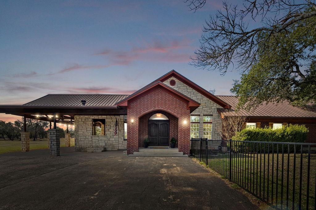 Single Family Residence