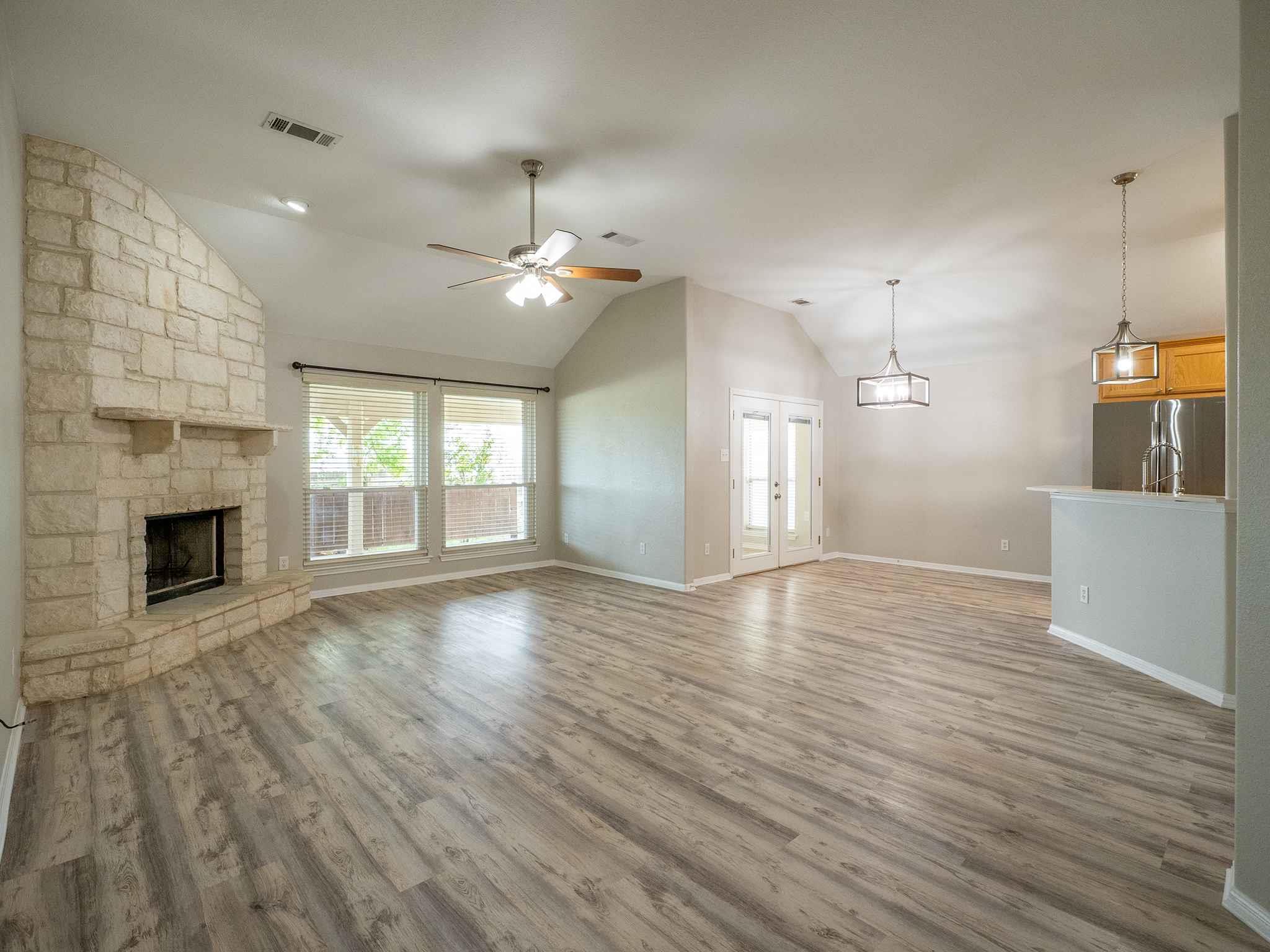 Single Family Residence