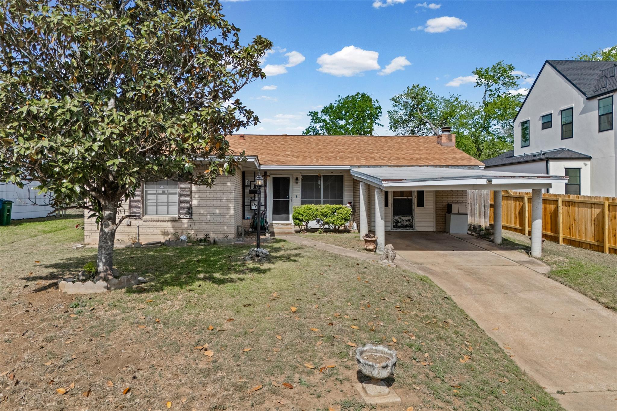 Single Family Residence