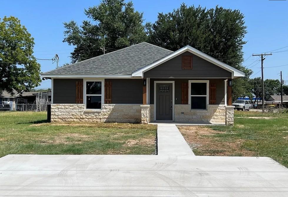 Single Family Residence