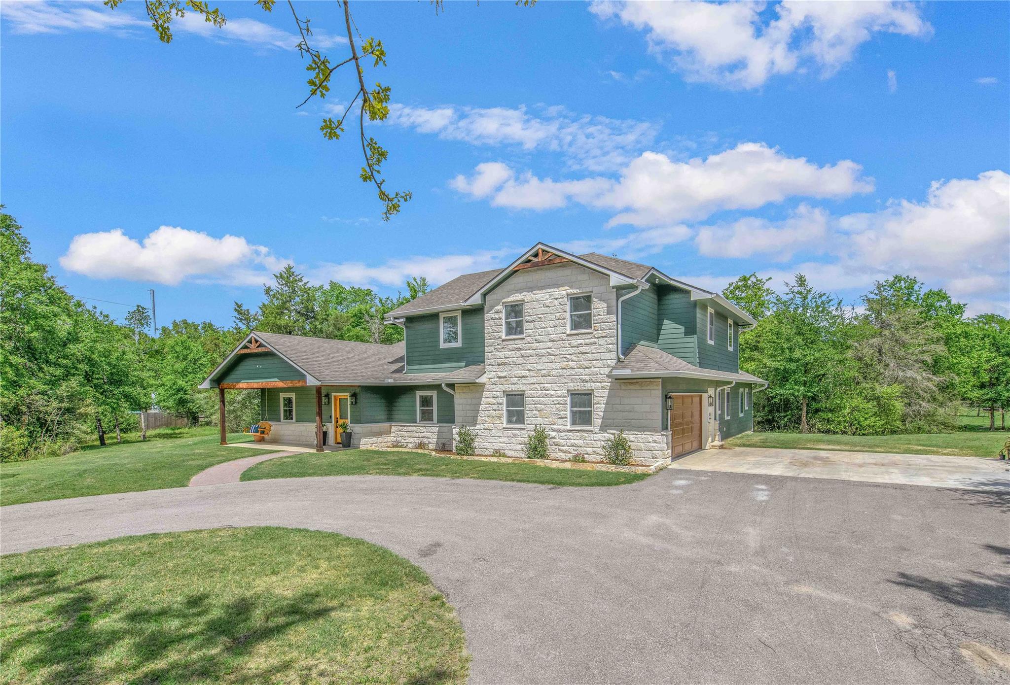 4855 Austins Creek