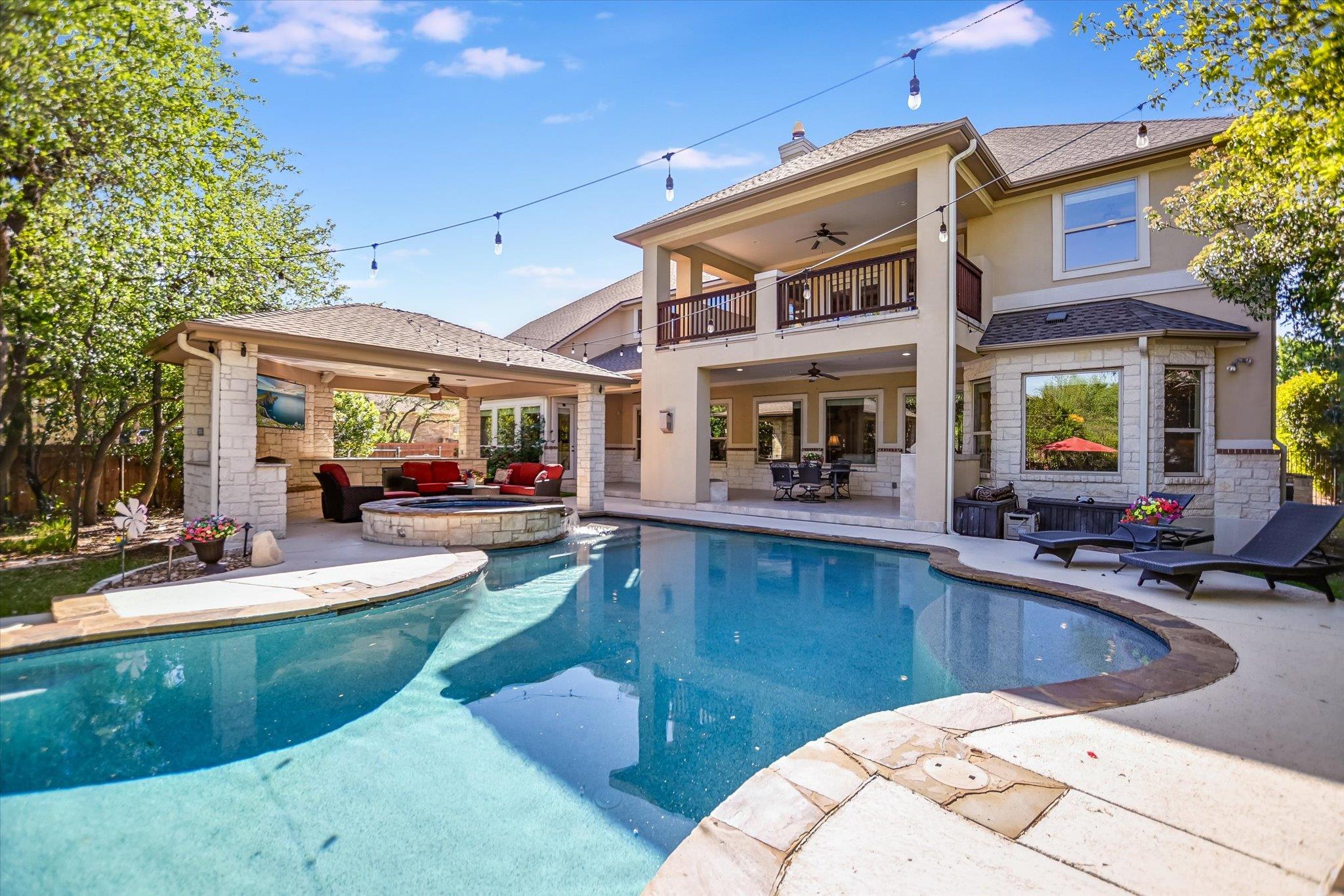 Single Family Residence