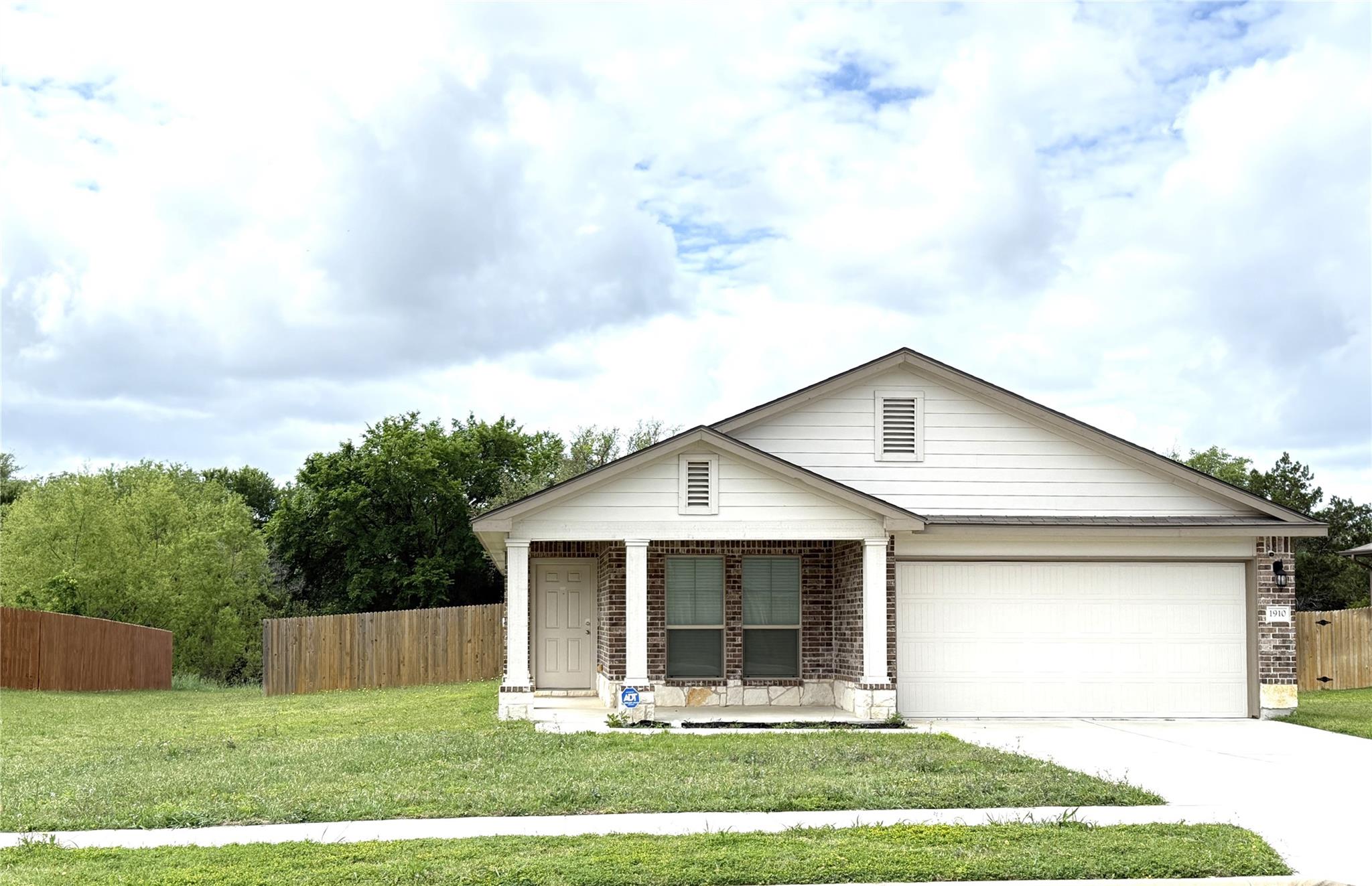 Single Family Residence