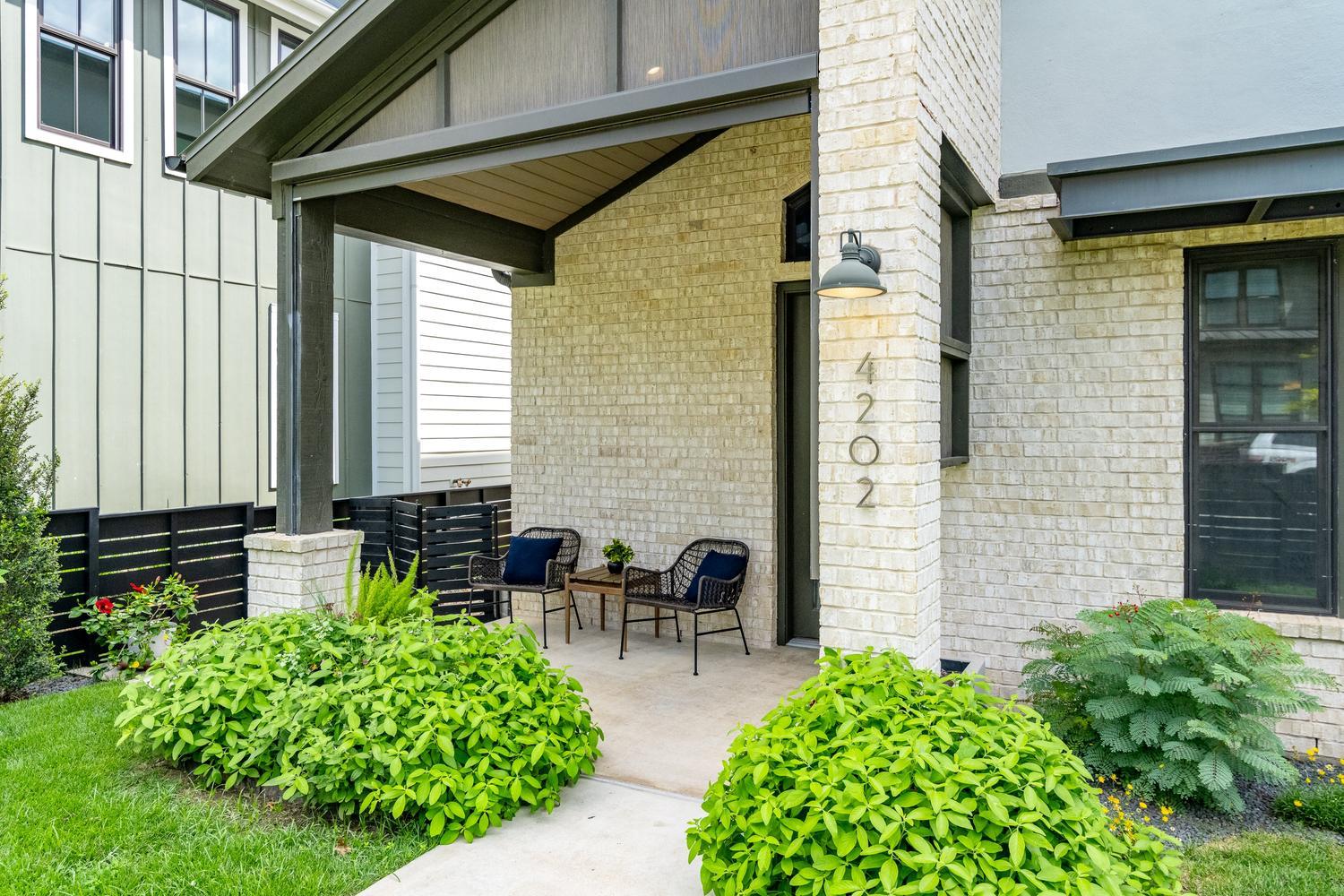 Single Family Residence