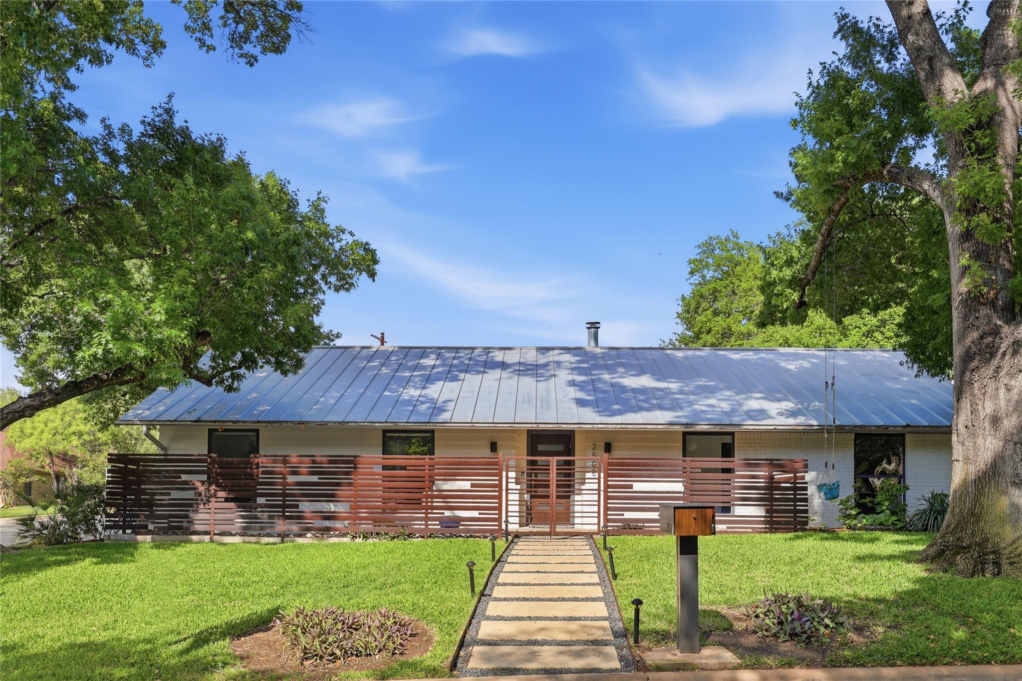 Single Family Residence