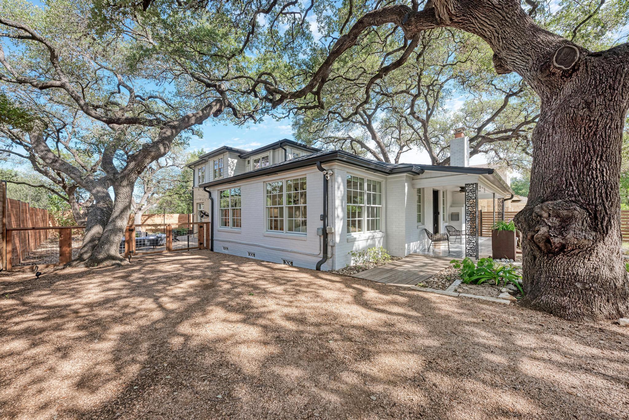 Single Family Residence