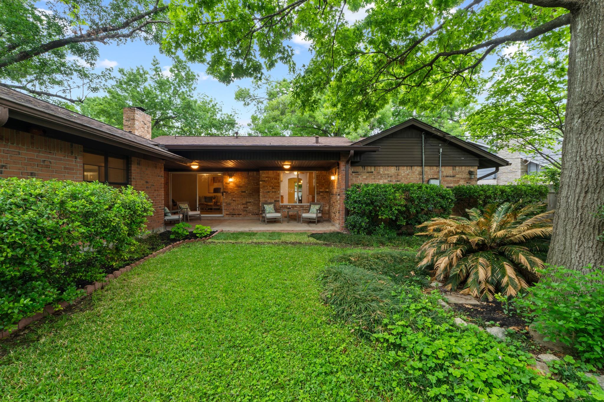 Single Family Residence