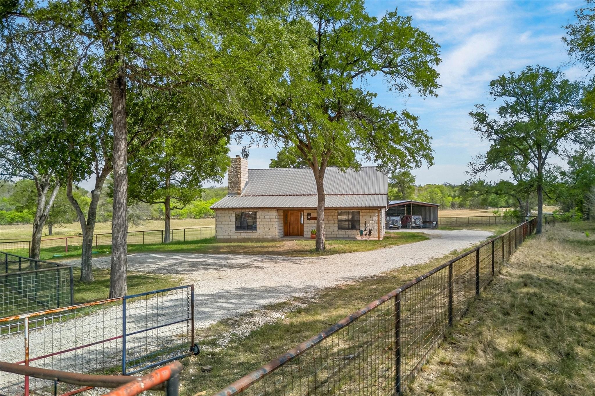 1077 Burdette Wells