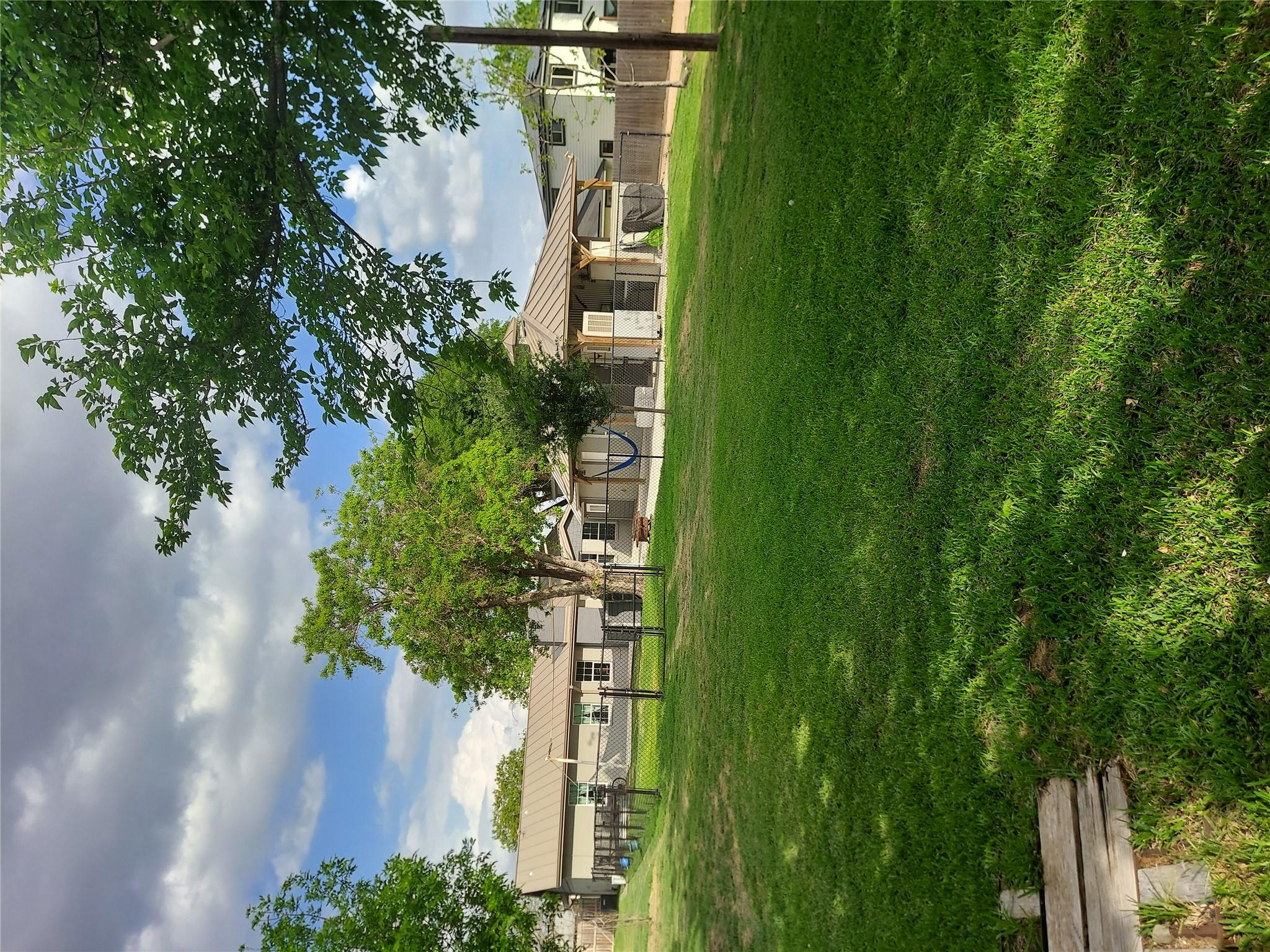 Photo 32