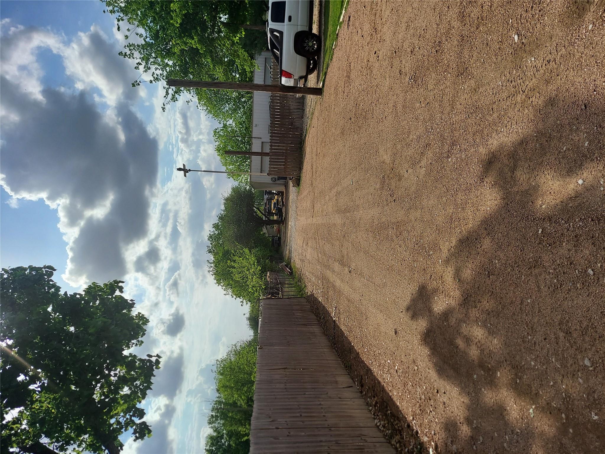 Photo 36