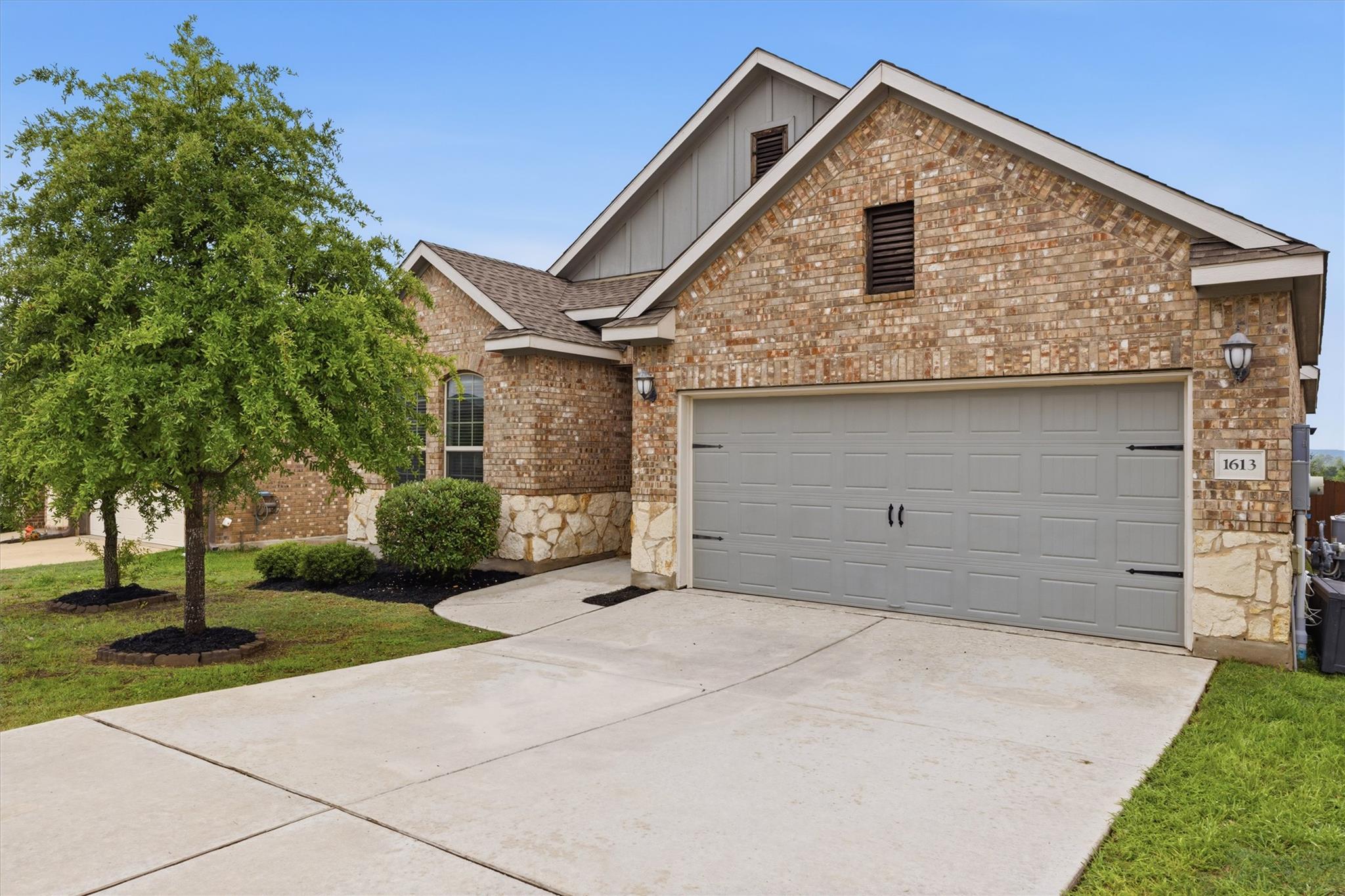 Single Family Residence