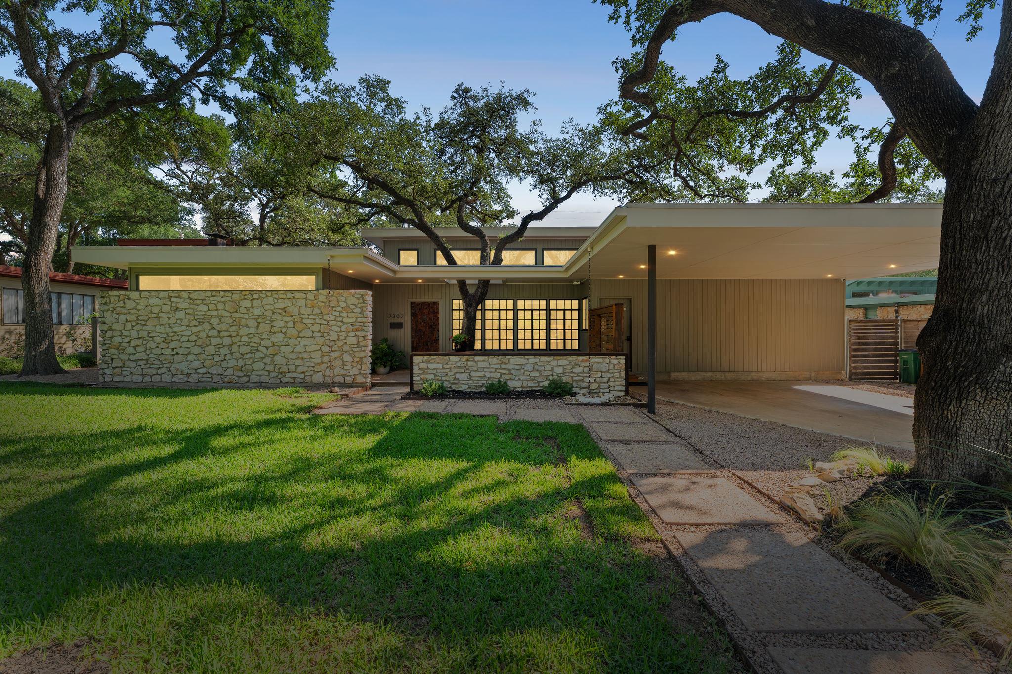 Single Family Residence