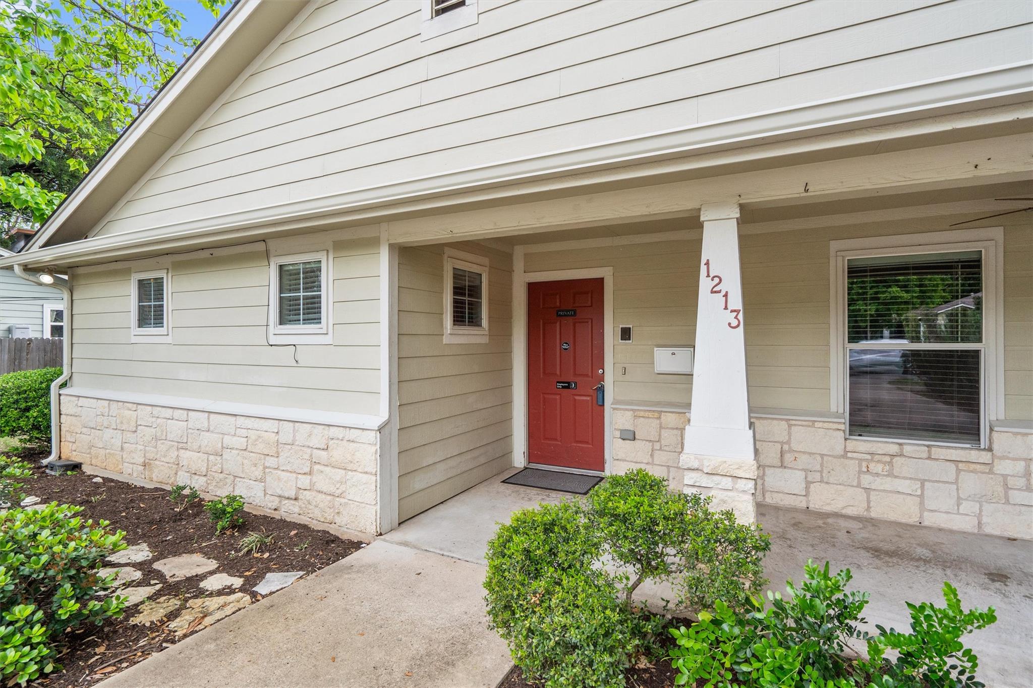 Single Family Residence