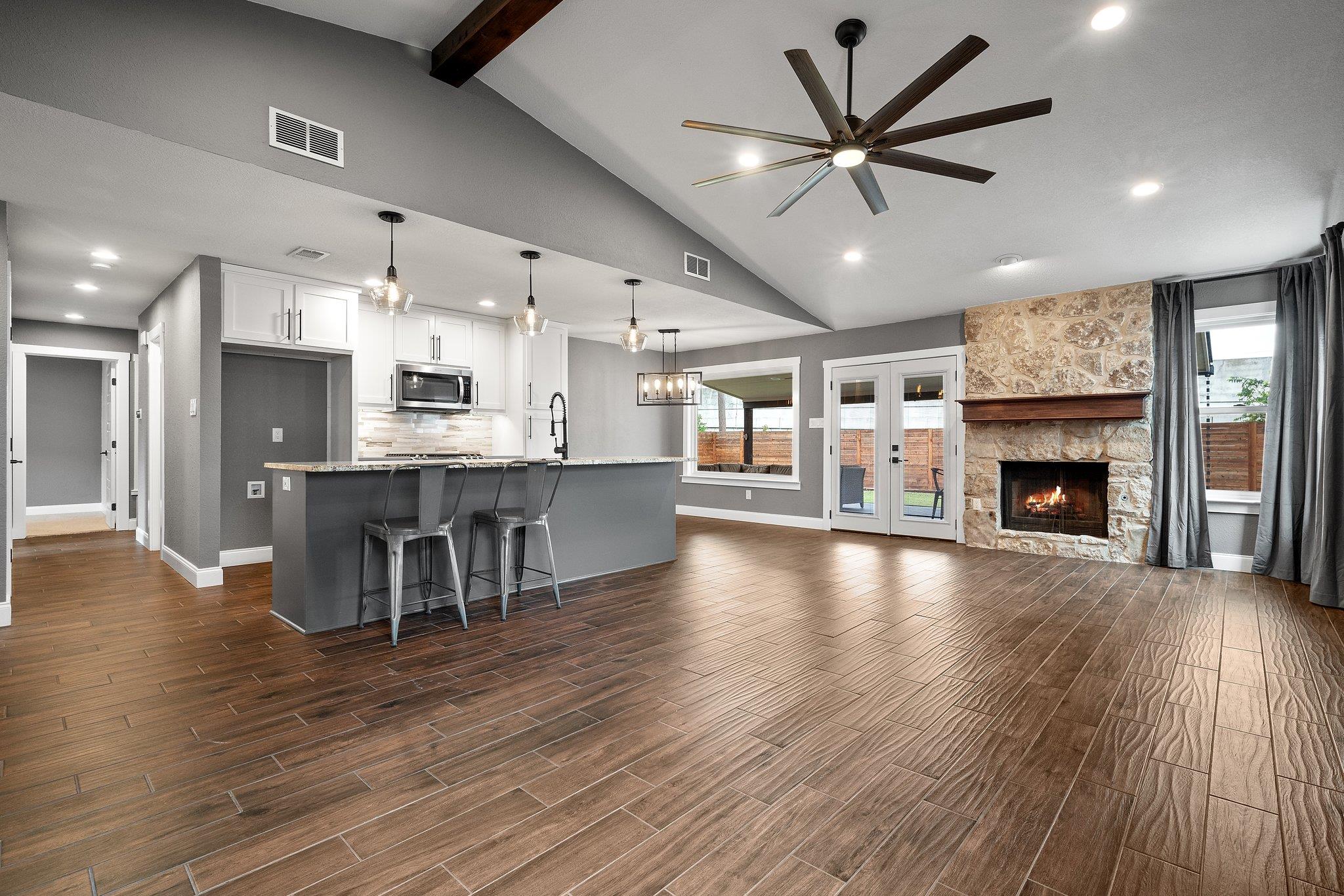 Single Family Residence