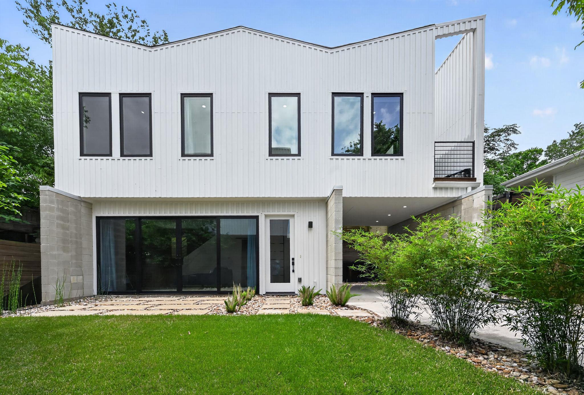 Single Family Residence