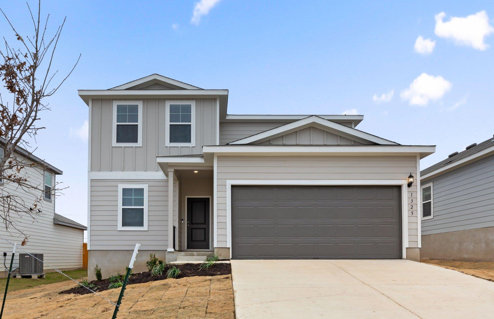 1323 Sky Ridge