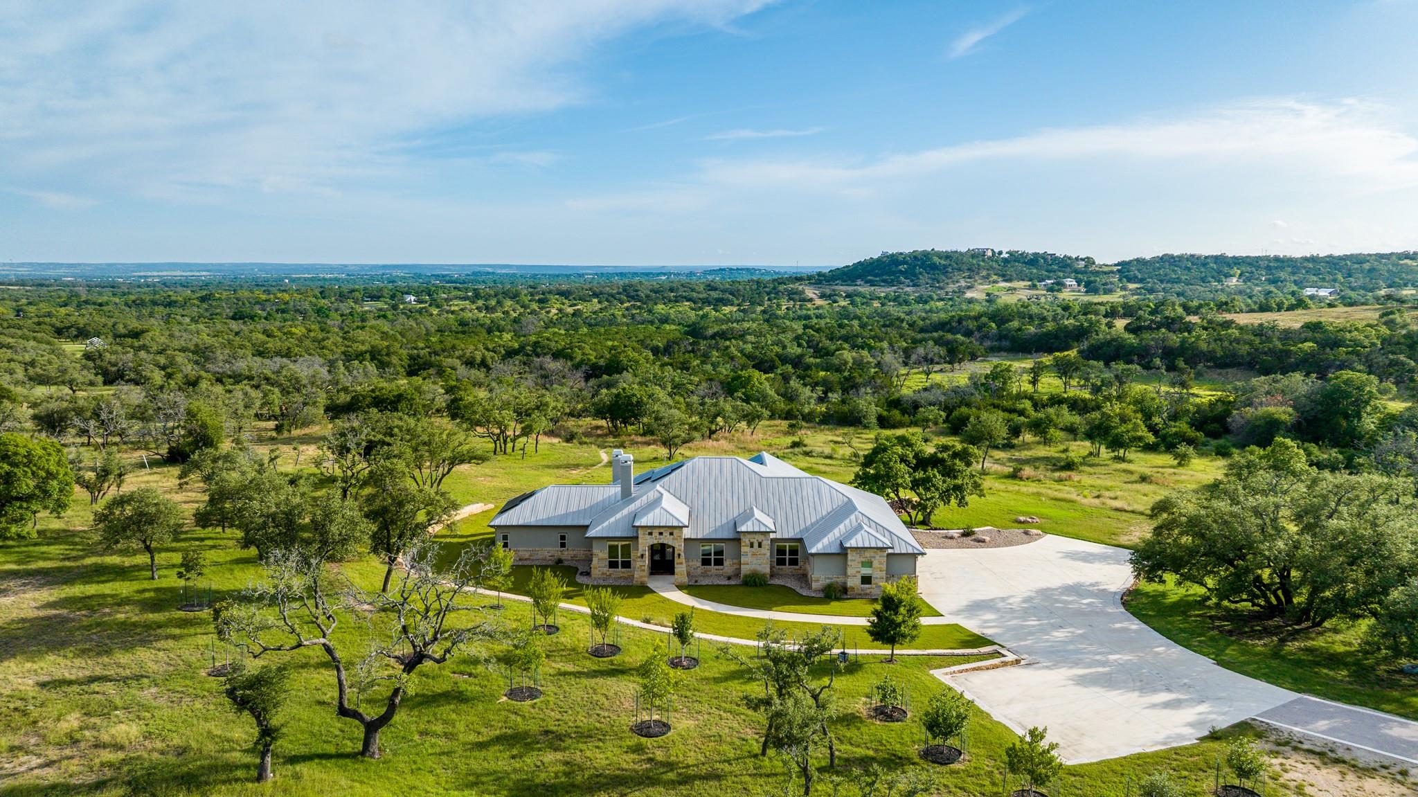 273 Admiral Heights