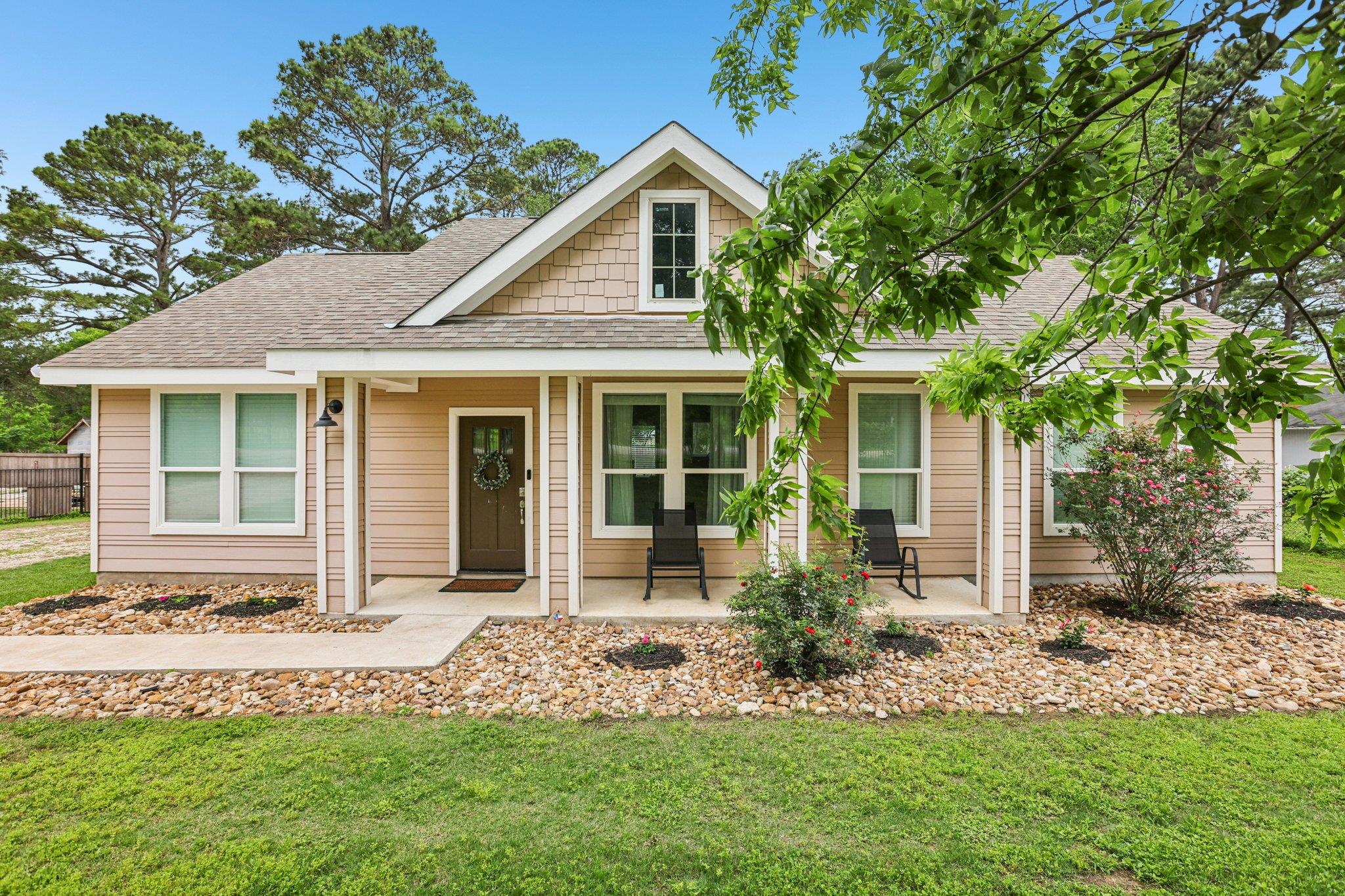 Single Family Residence
