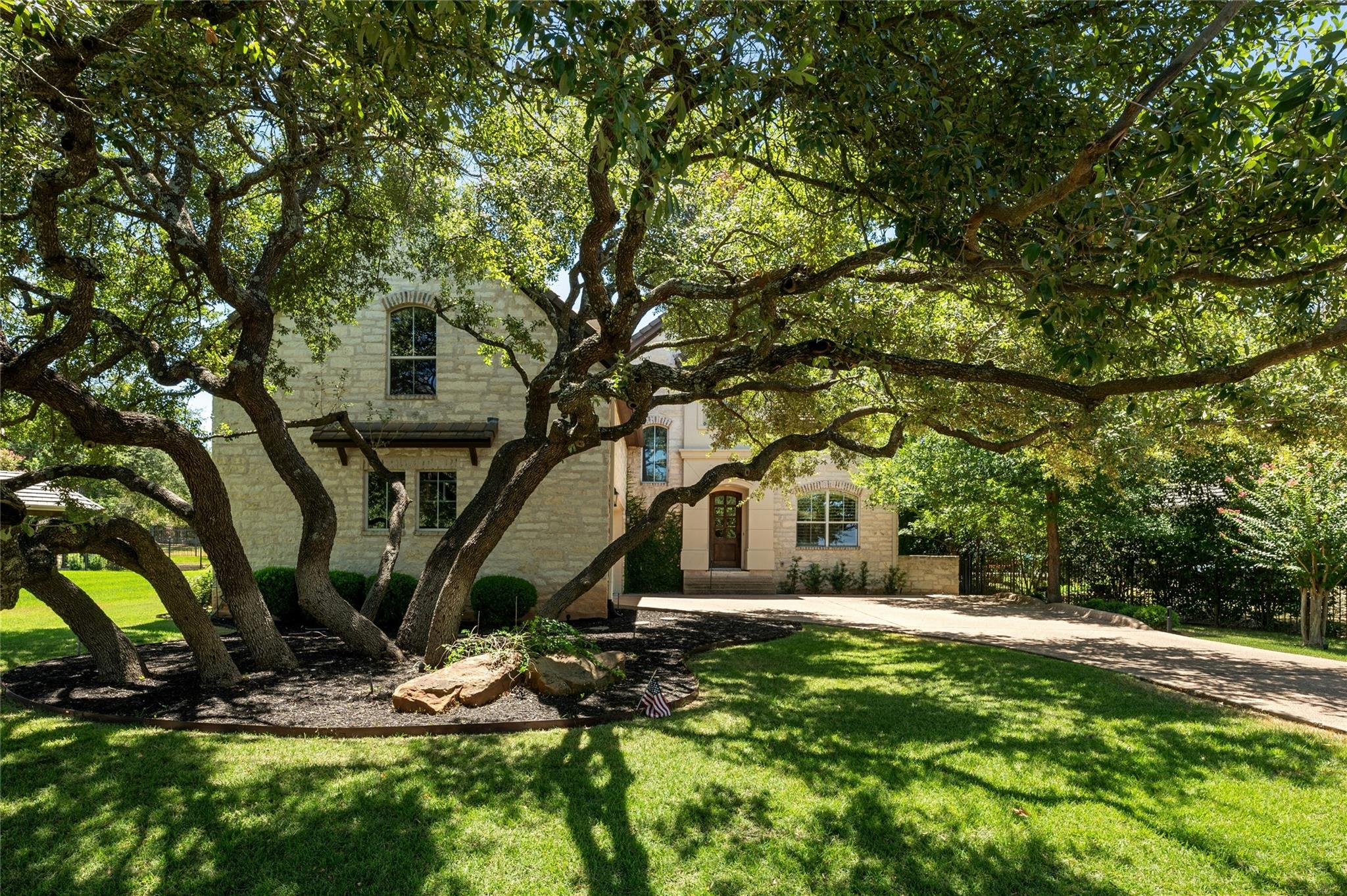 Single Family Residence