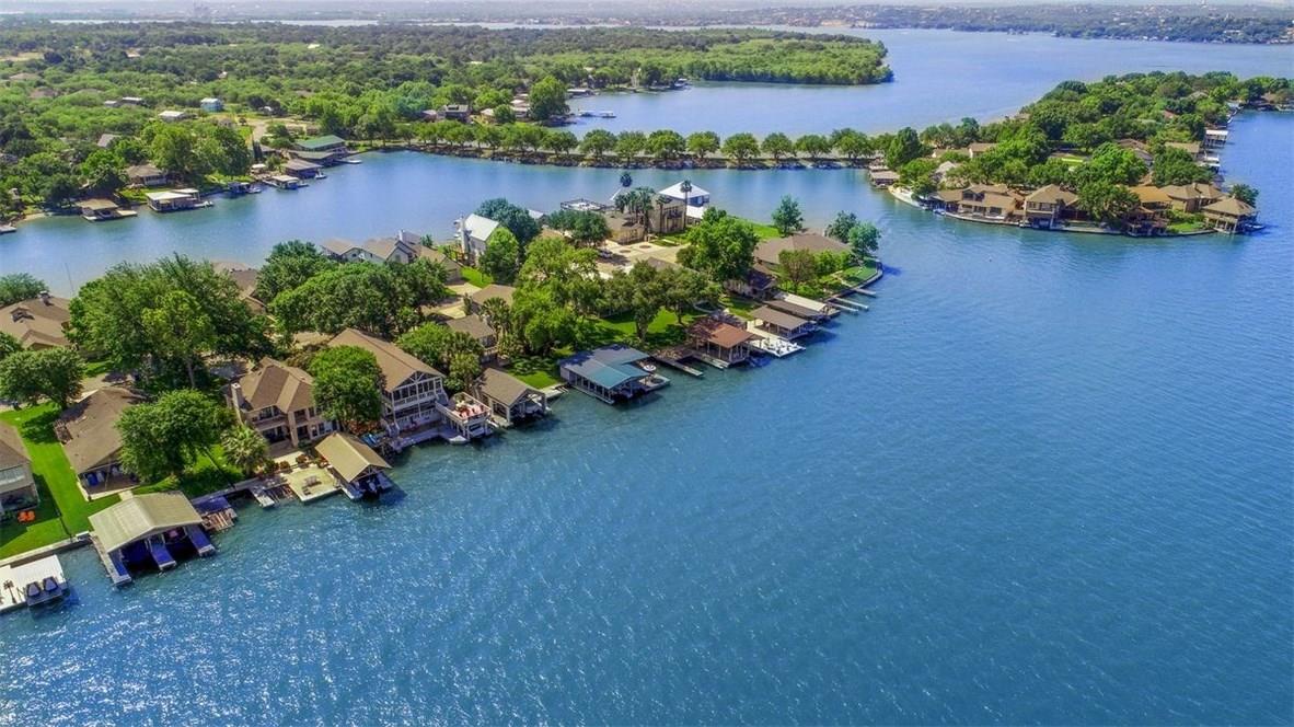 132 Web Isle