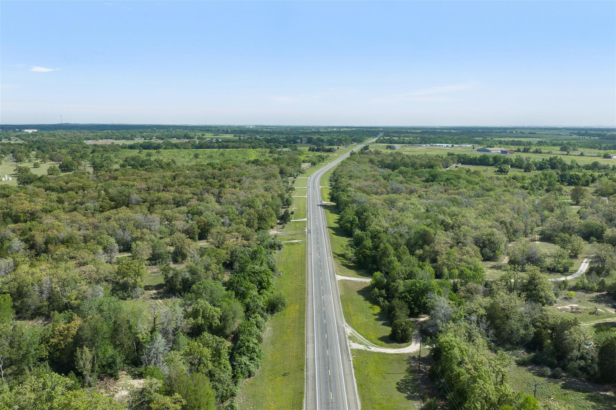2642 Highway 77