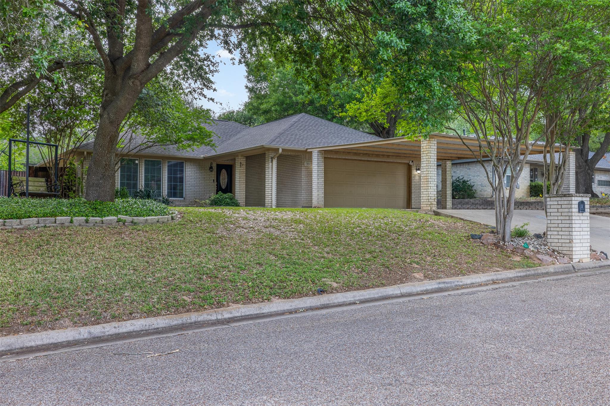 Single Family Residence