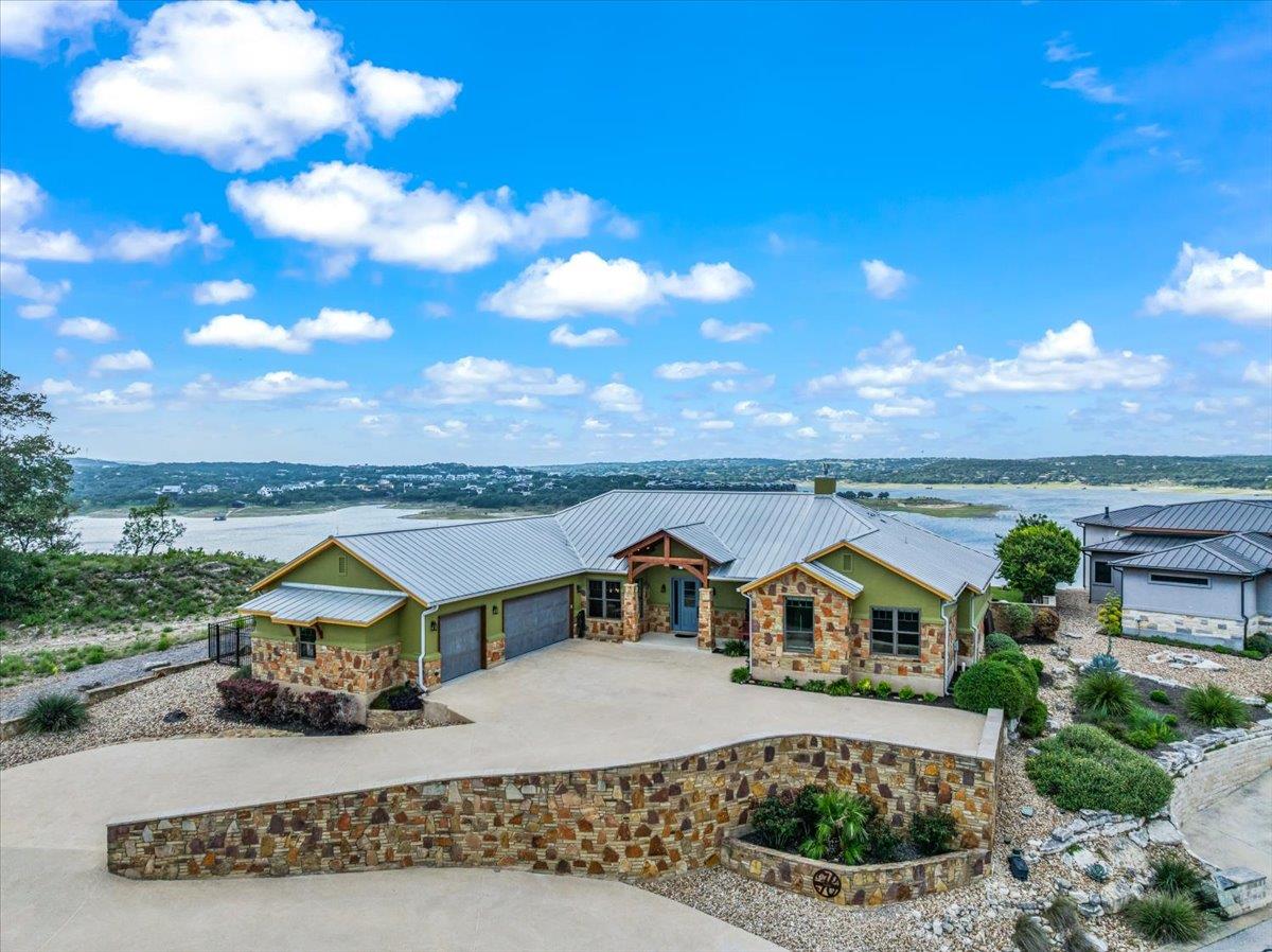 1604 Watercliffe