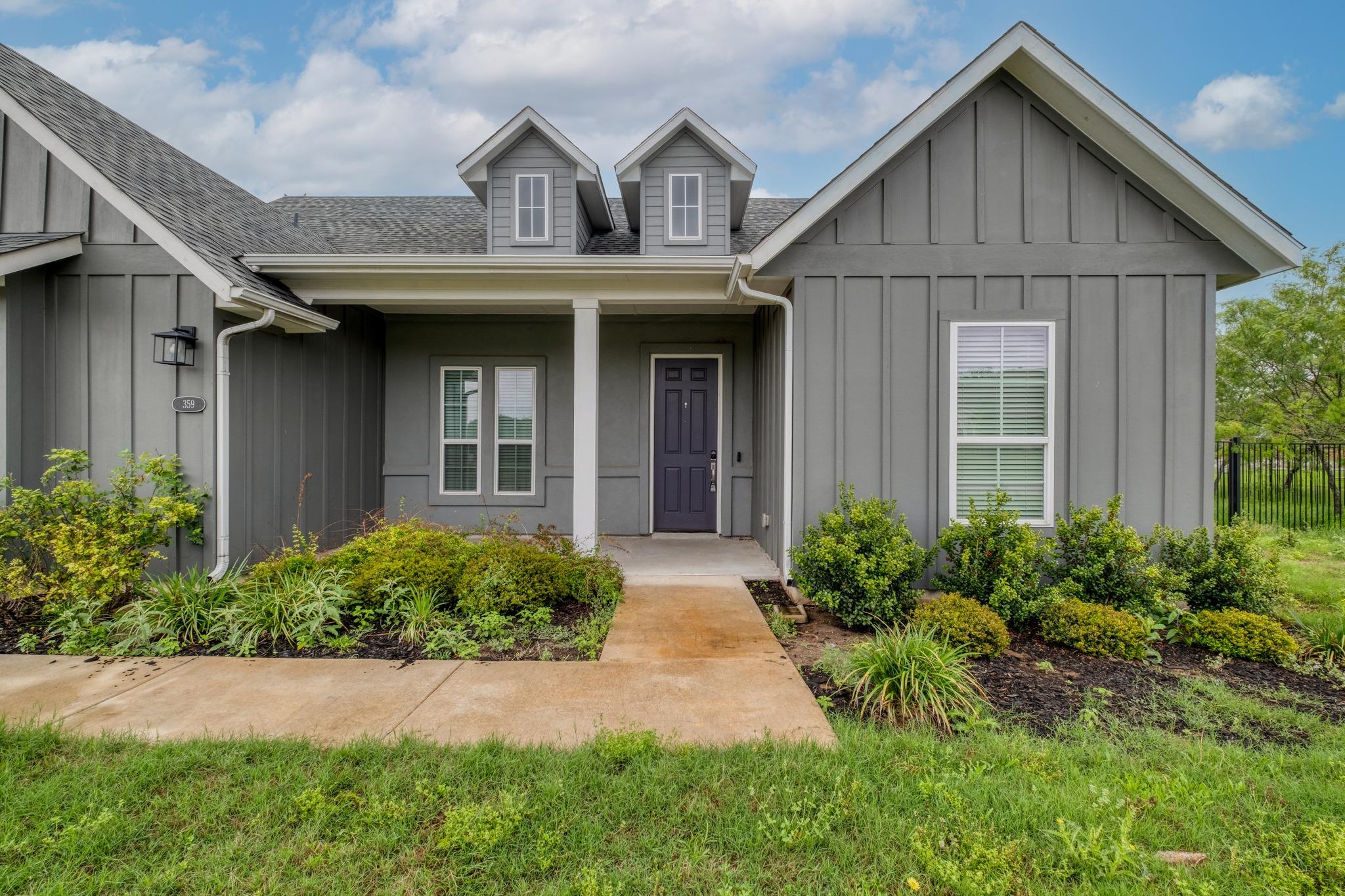 Single Family Residence