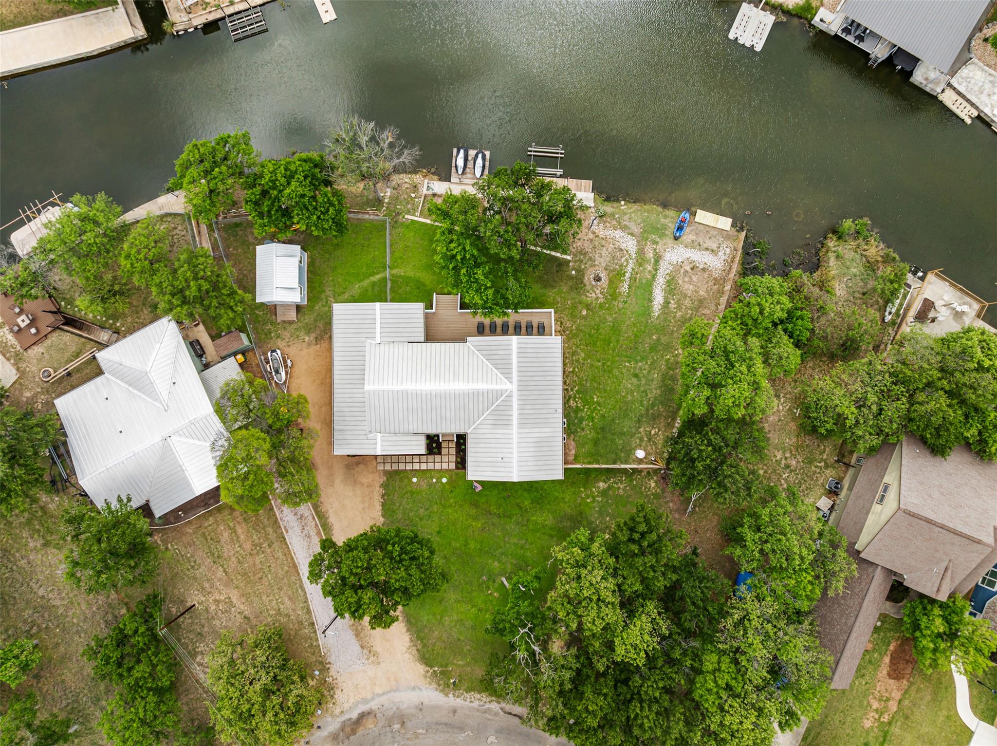1016 Sherwood Forest