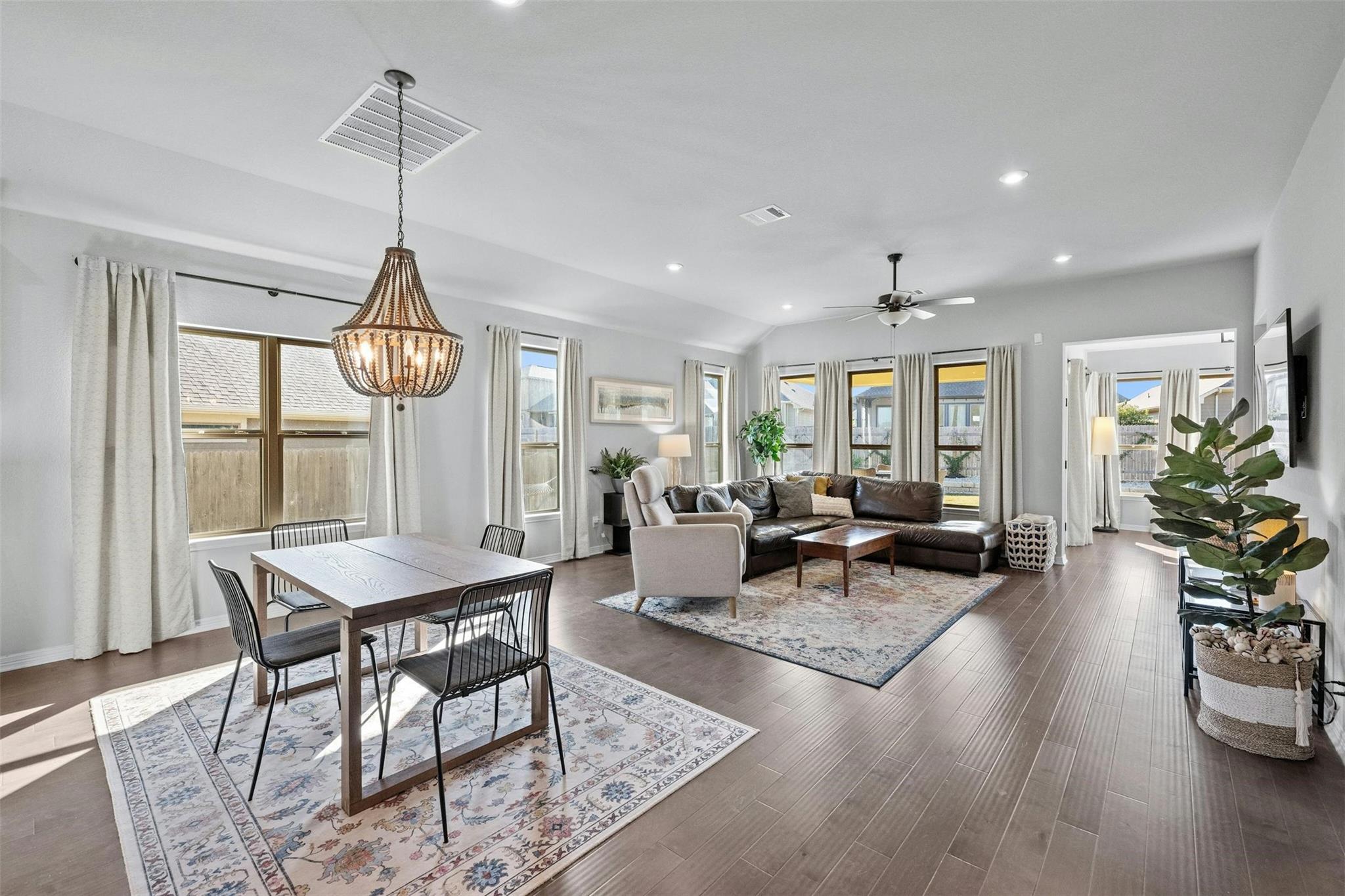 Single Family Residence