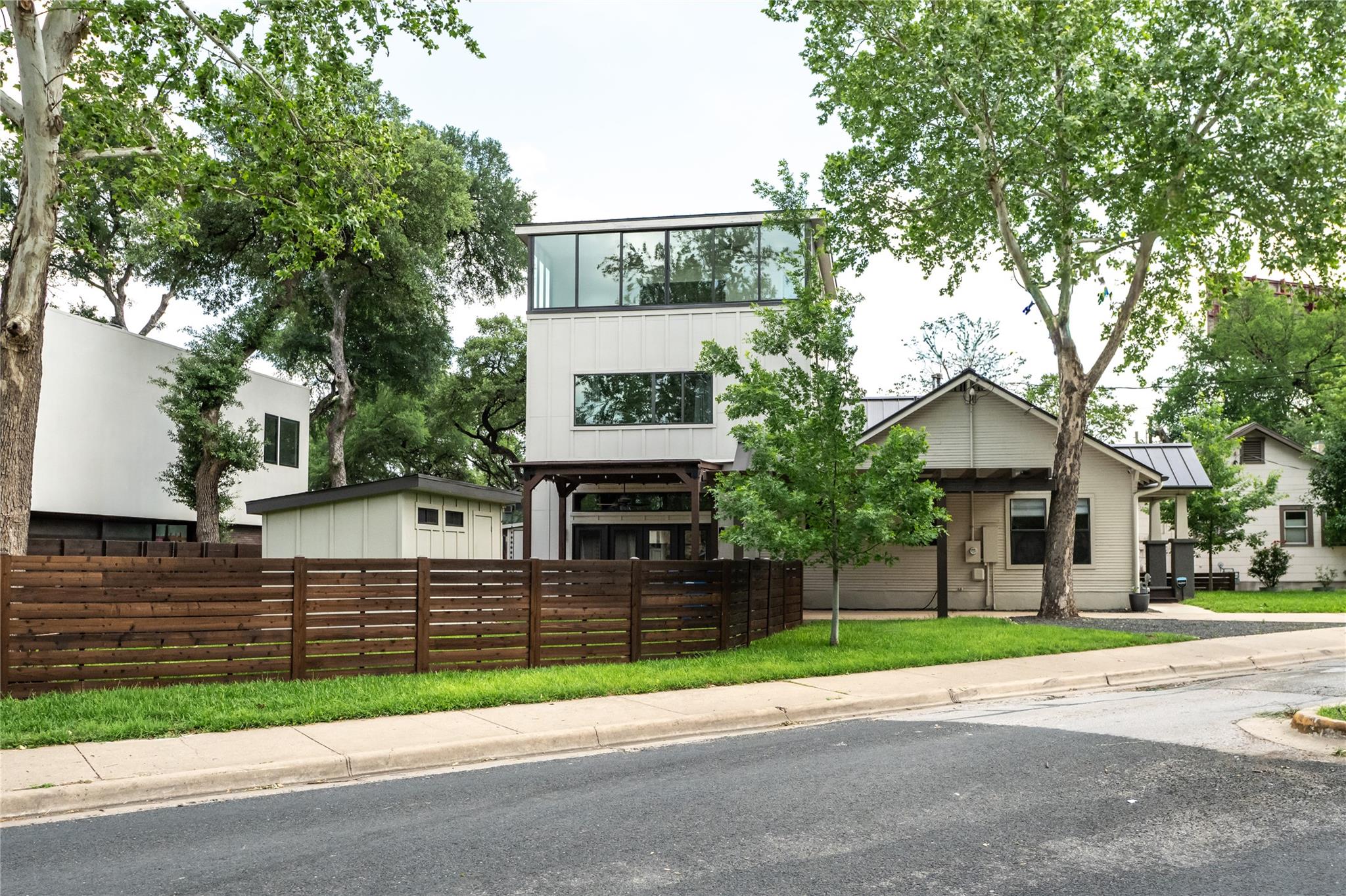 Single Family Residence