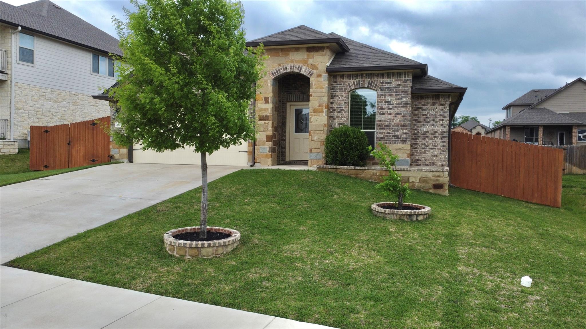 Single Family Residence