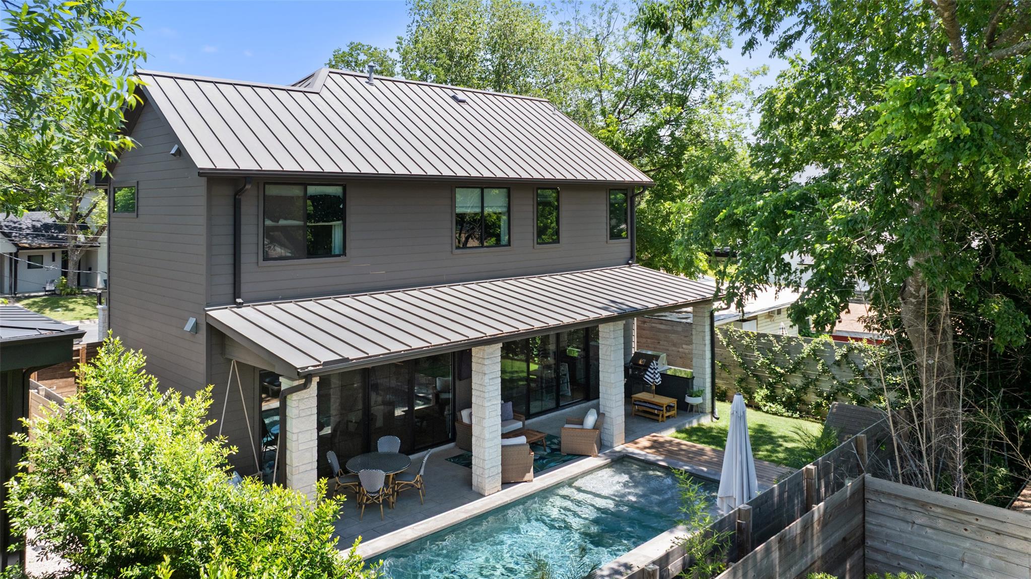 Single Family Residence