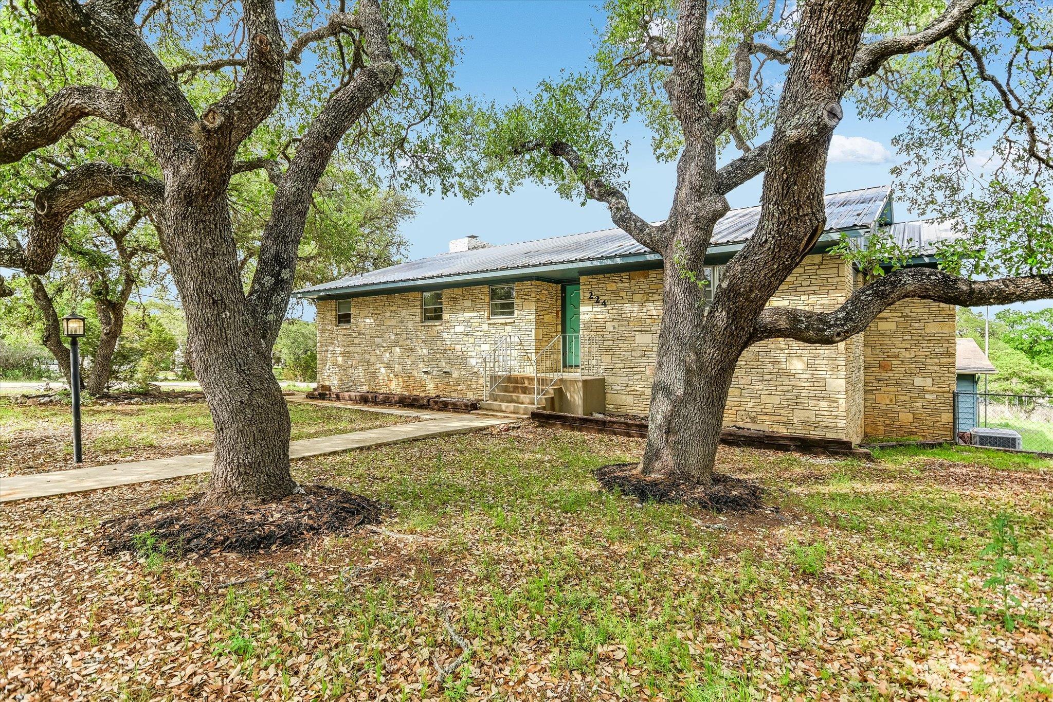 Single Family Residence