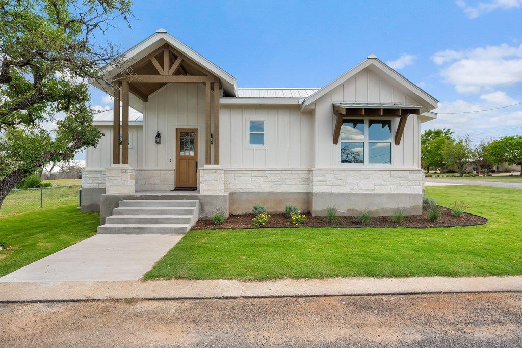 Single Family Residence