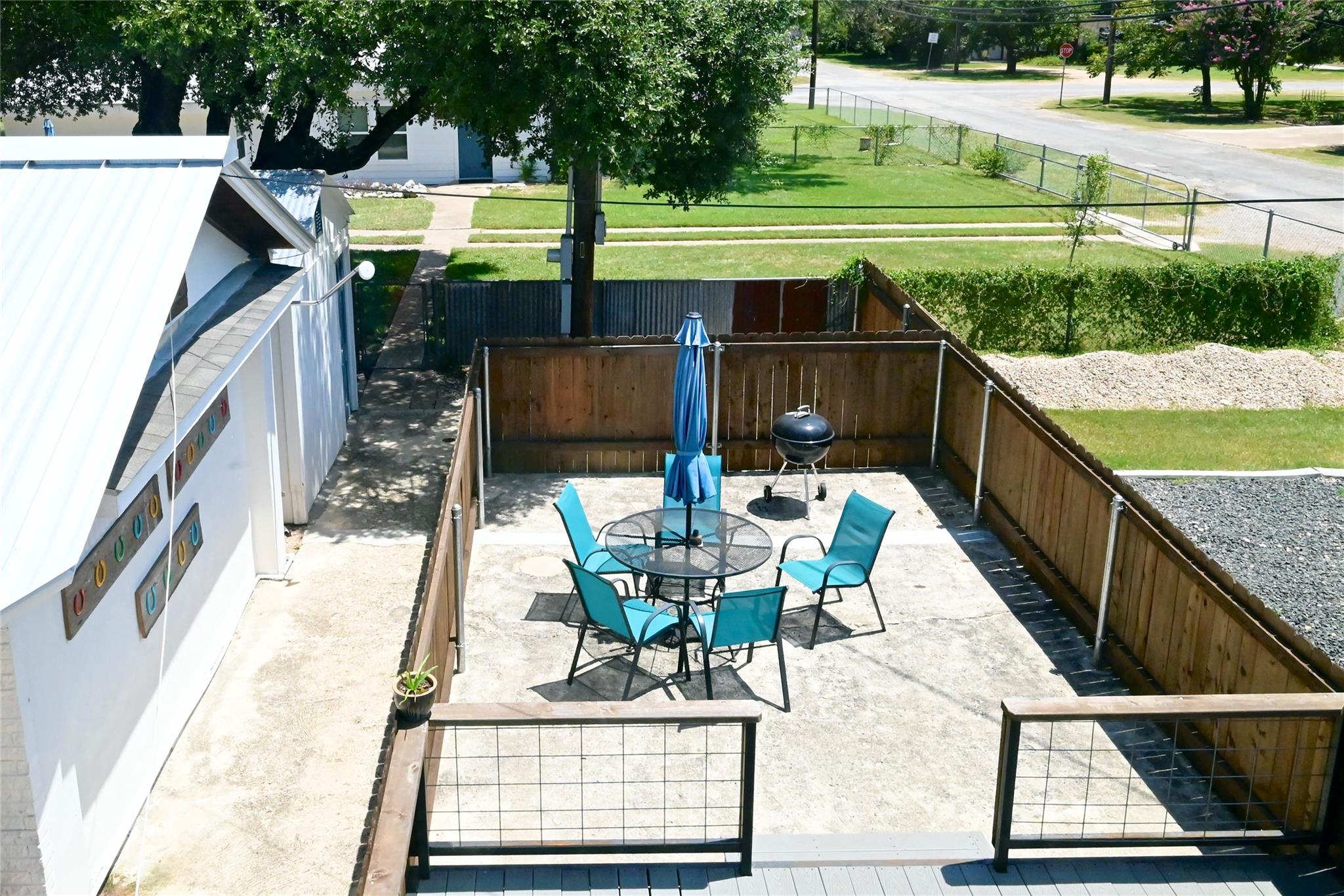 Photo 11