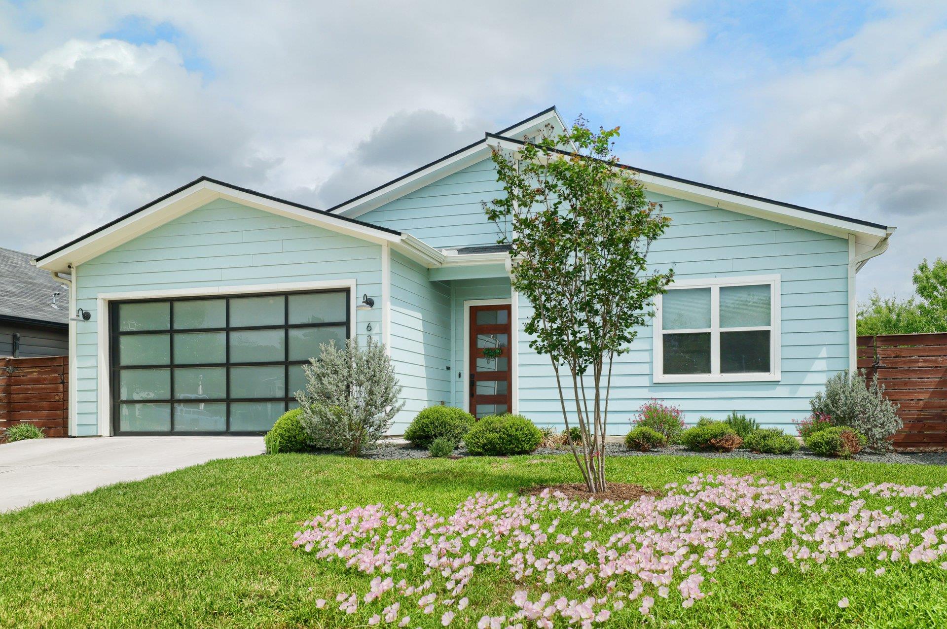 Single Family Residence