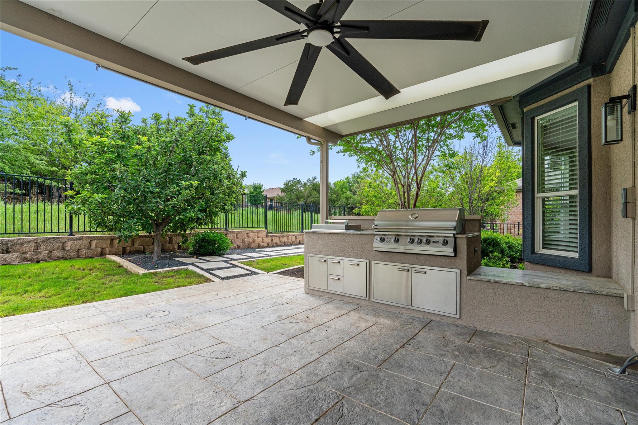 Single Family Residence