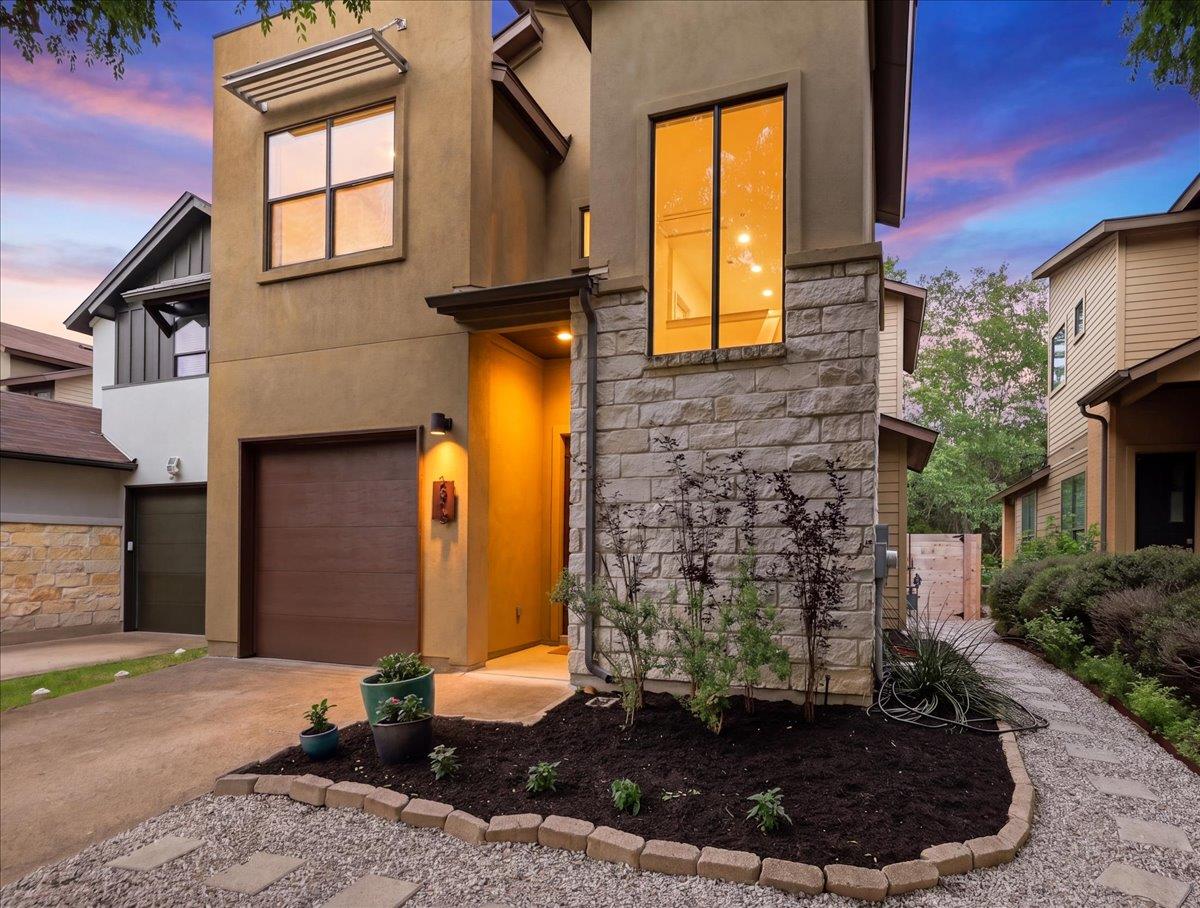 Single Family Residence