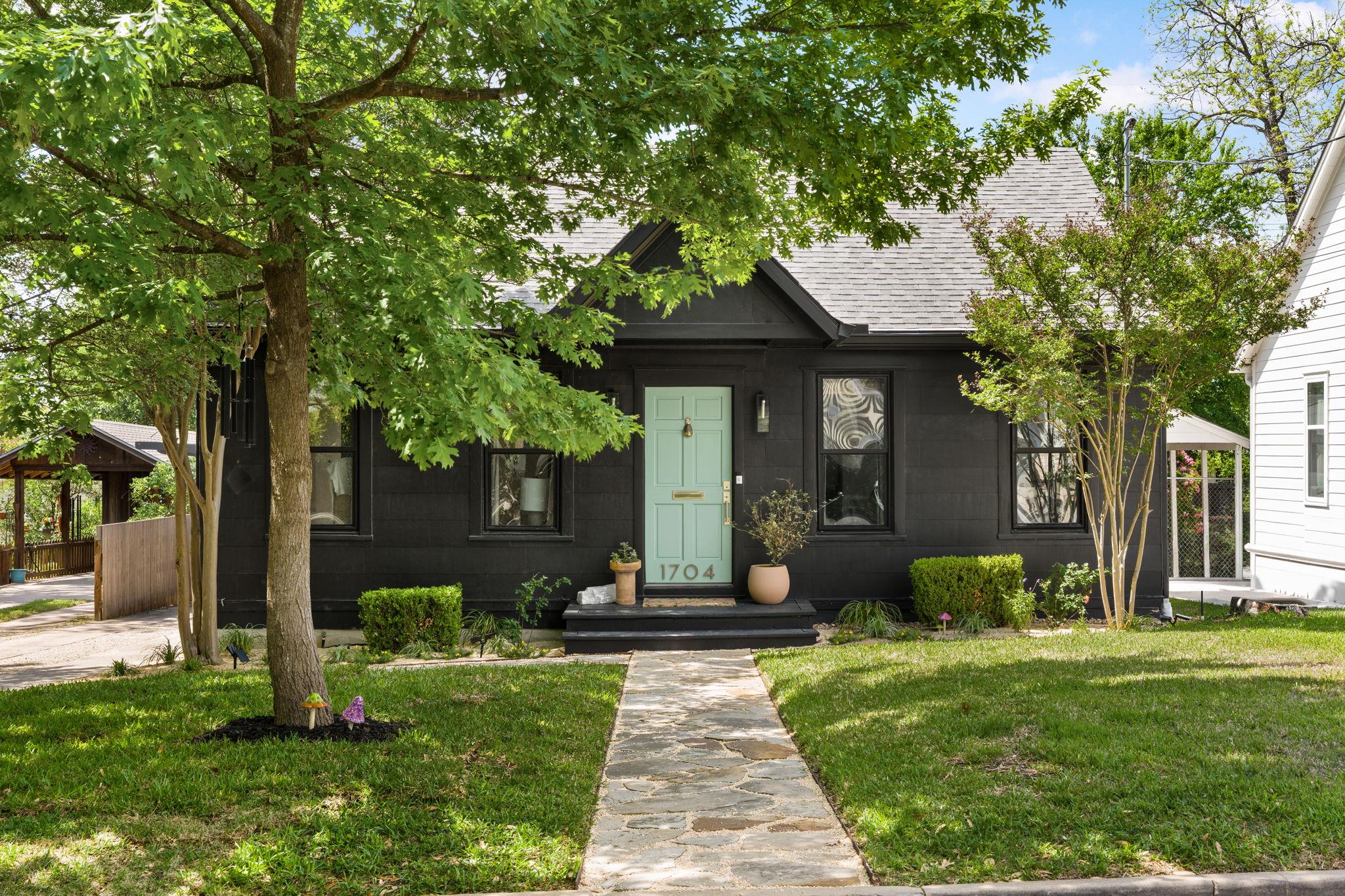 Single Family Residence