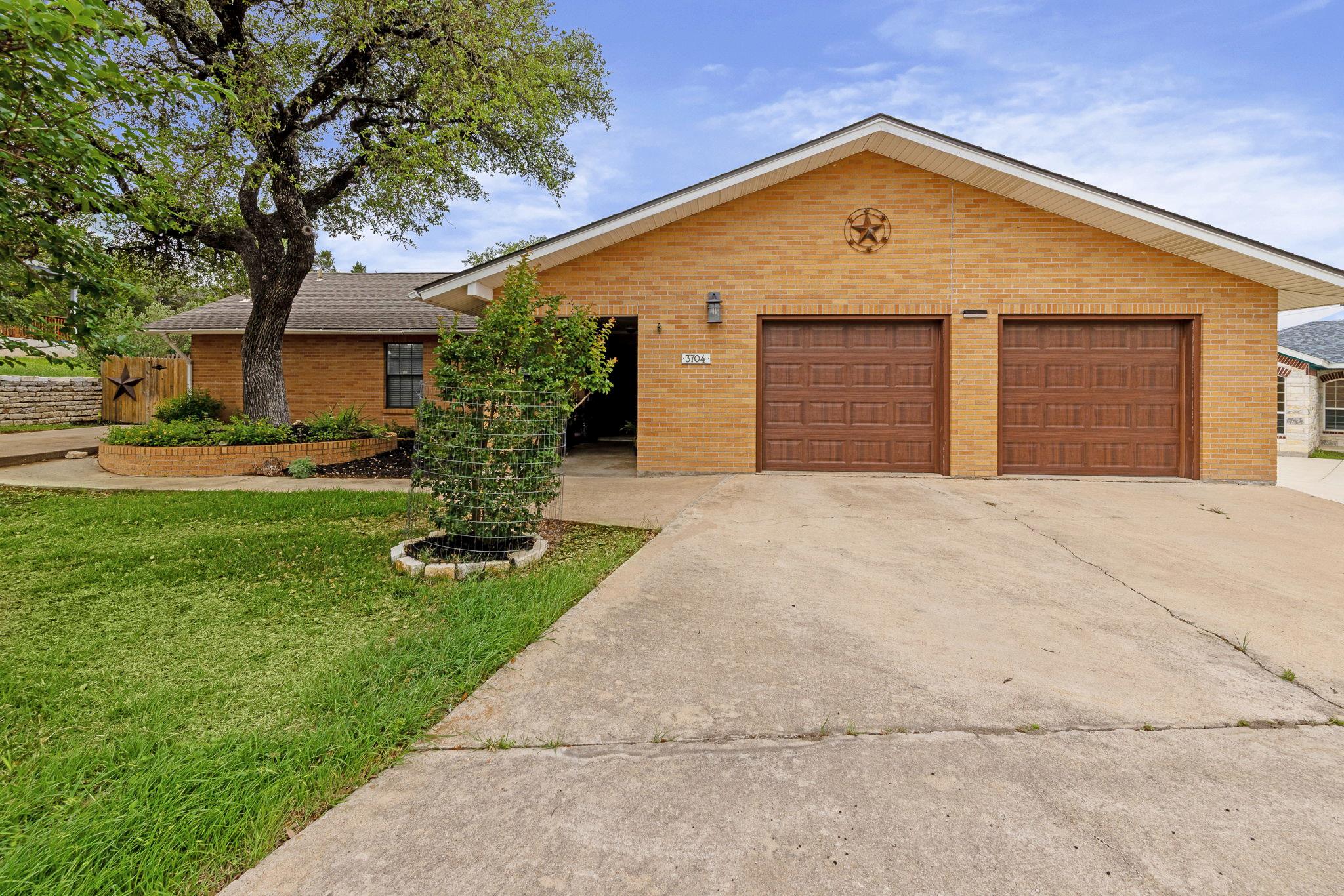 3704 Austin