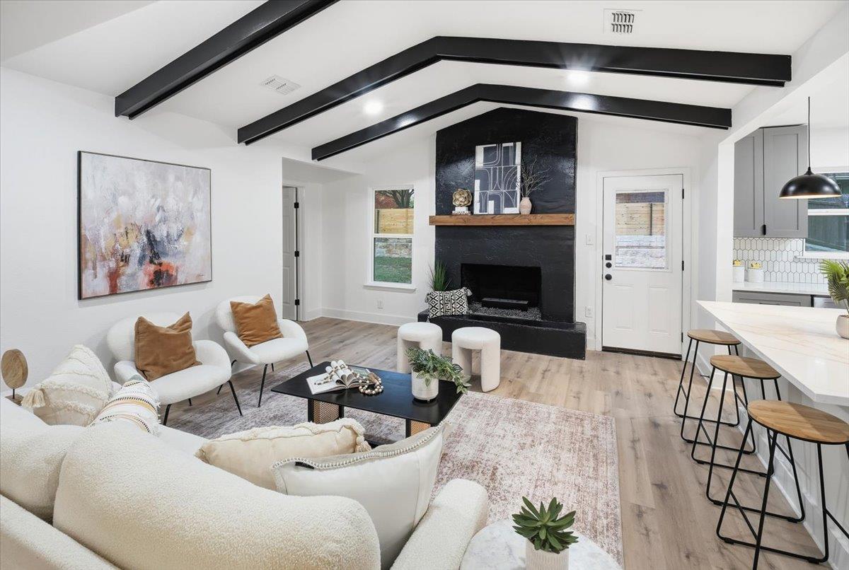 Single Family Residence
