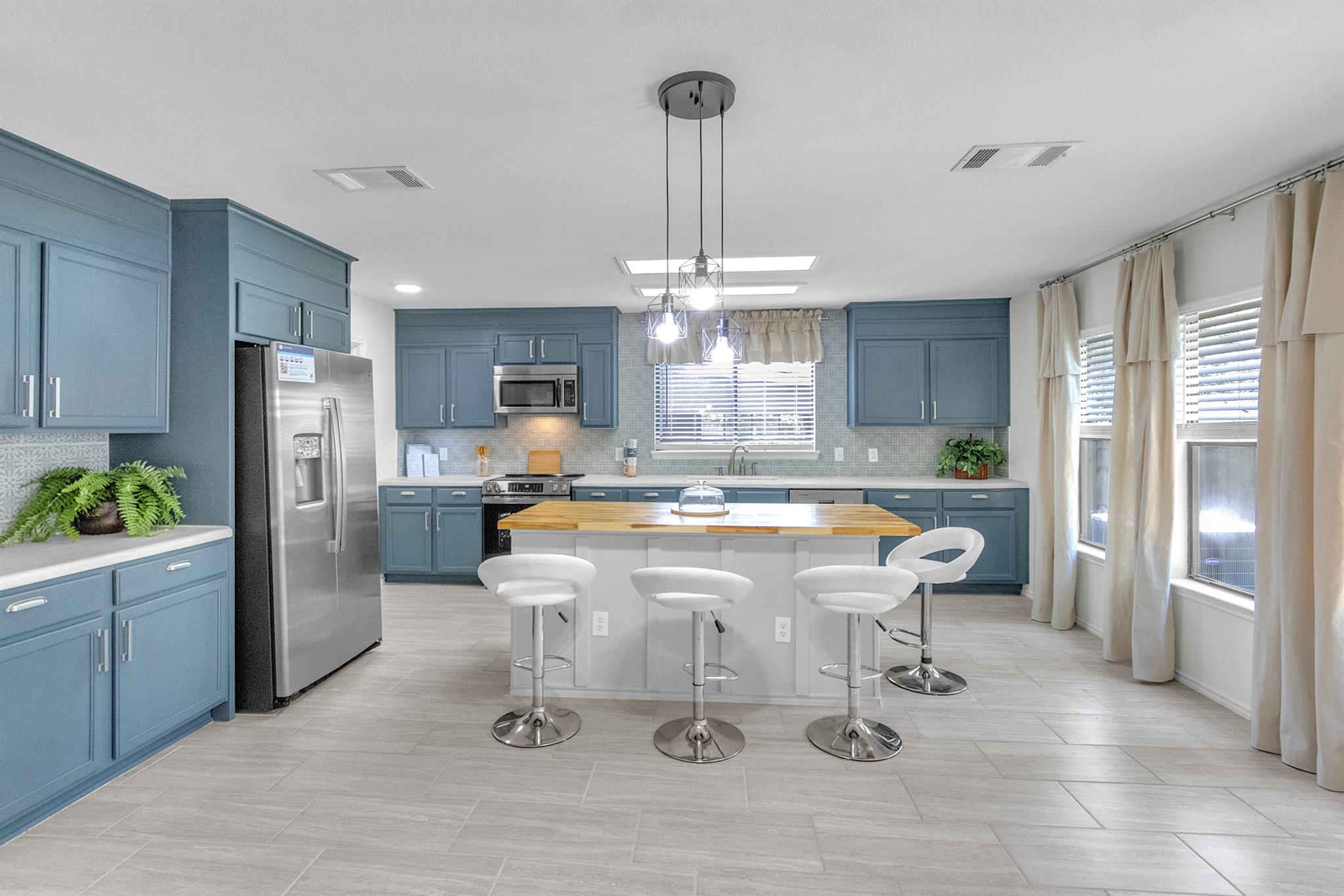 Single Family Residence